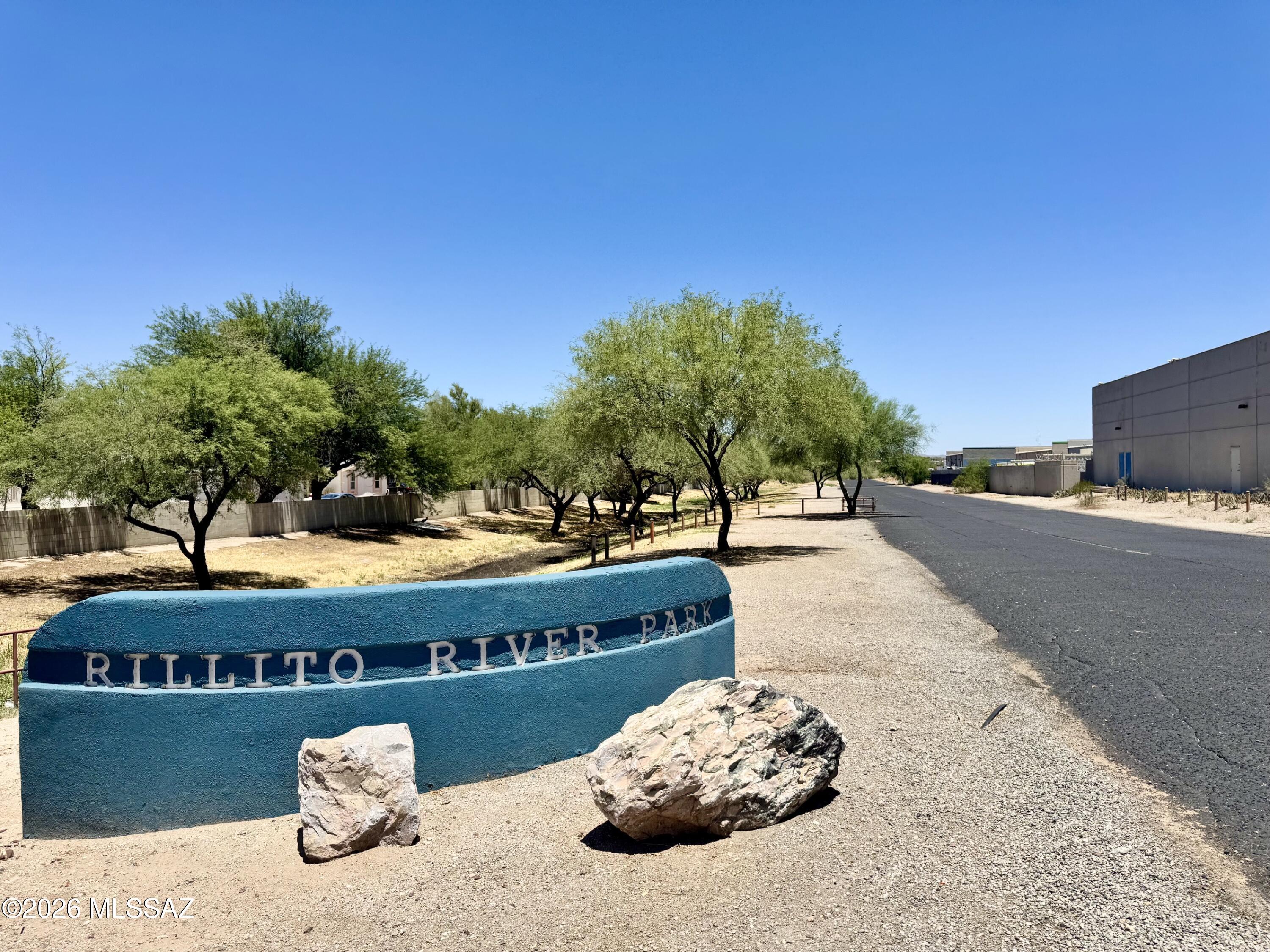 River Point (1-65) - Residential