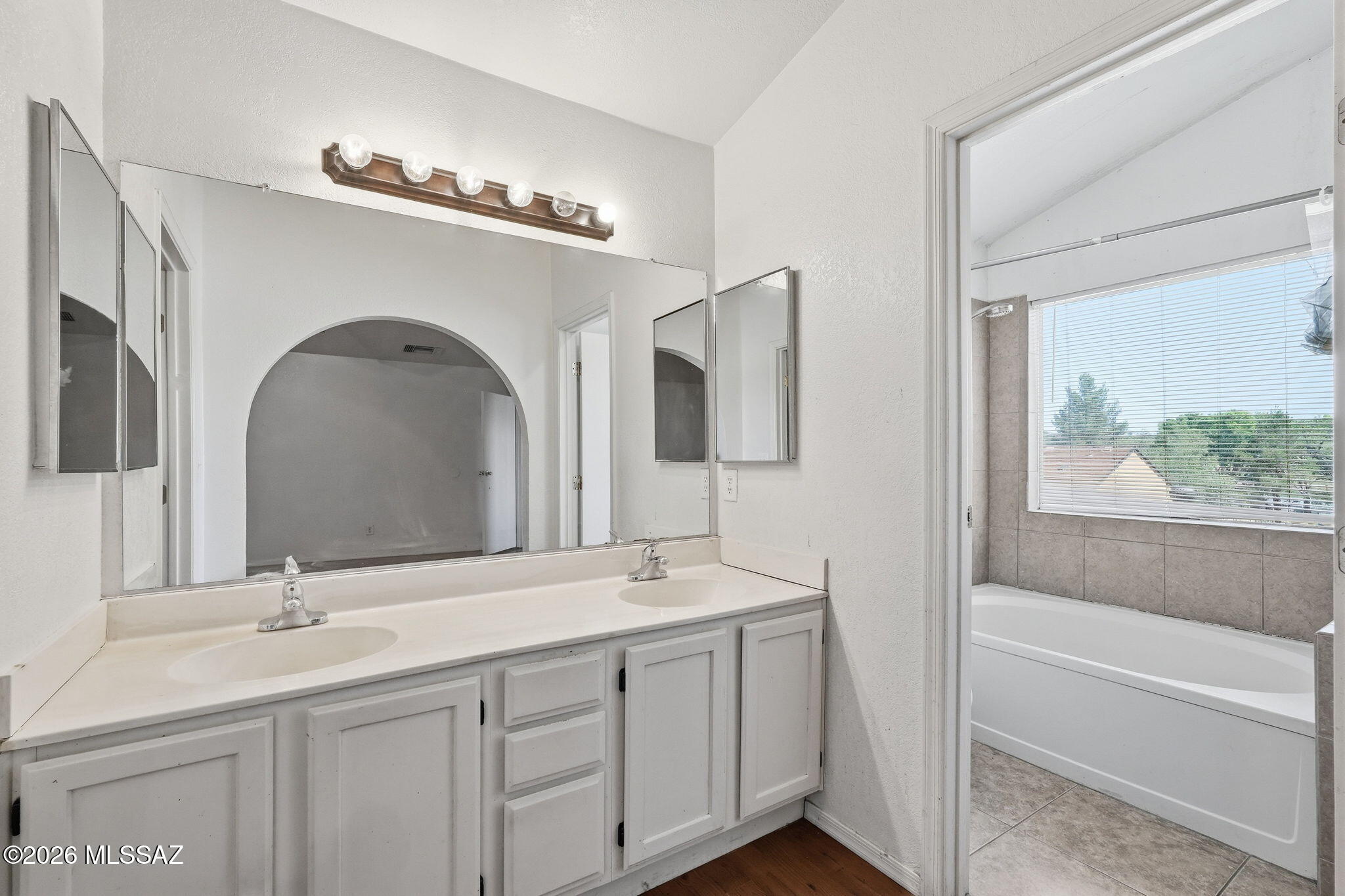 Oak Tree II at Midvale (273-519) - Residential