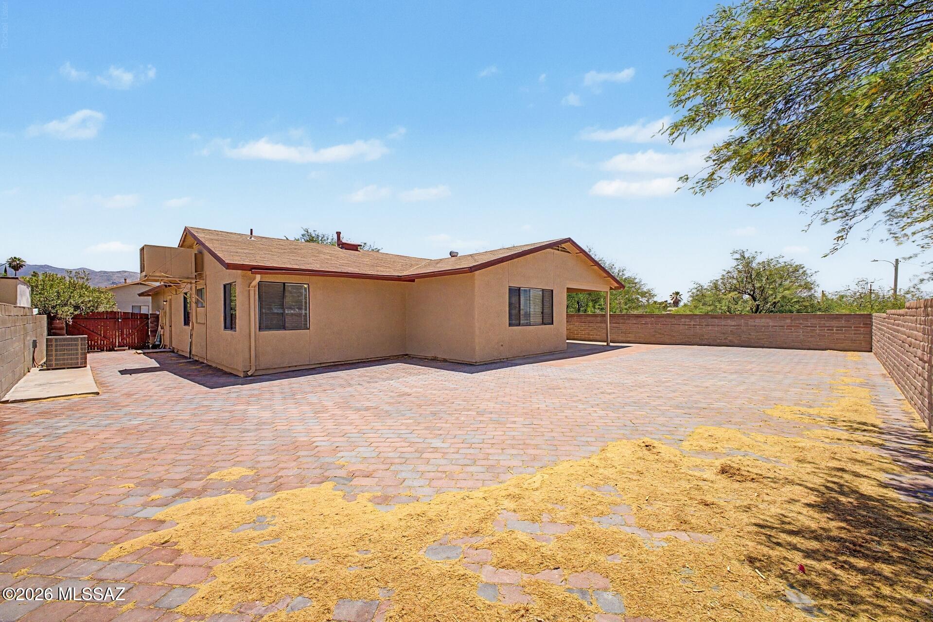 Falcon Point (1-170) - Residential