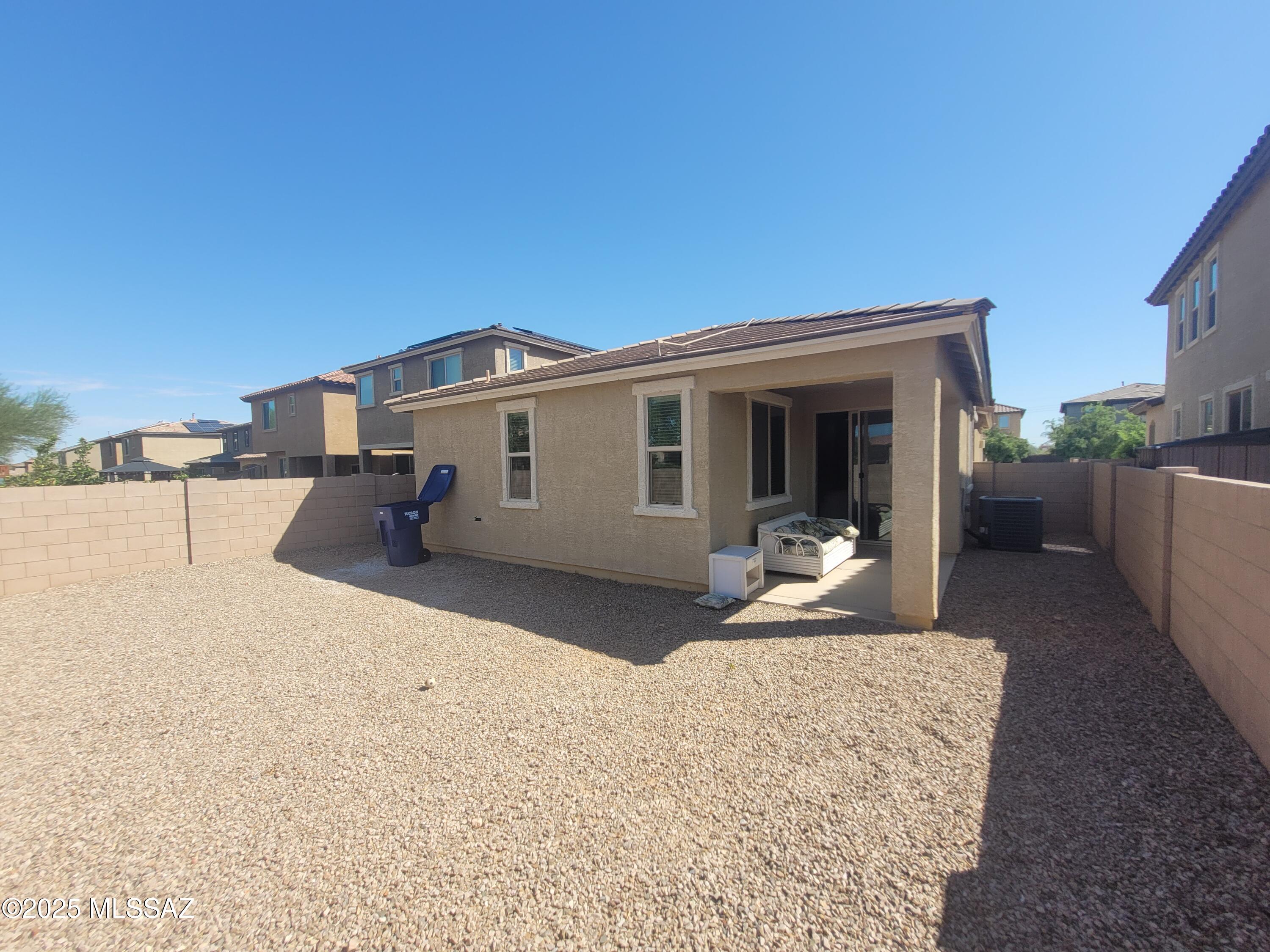 Interstate 10 and Kolb Road - Residential Lease