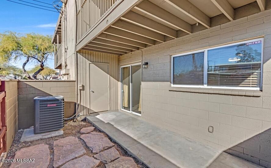 Catalina Vista - Residential Lease
