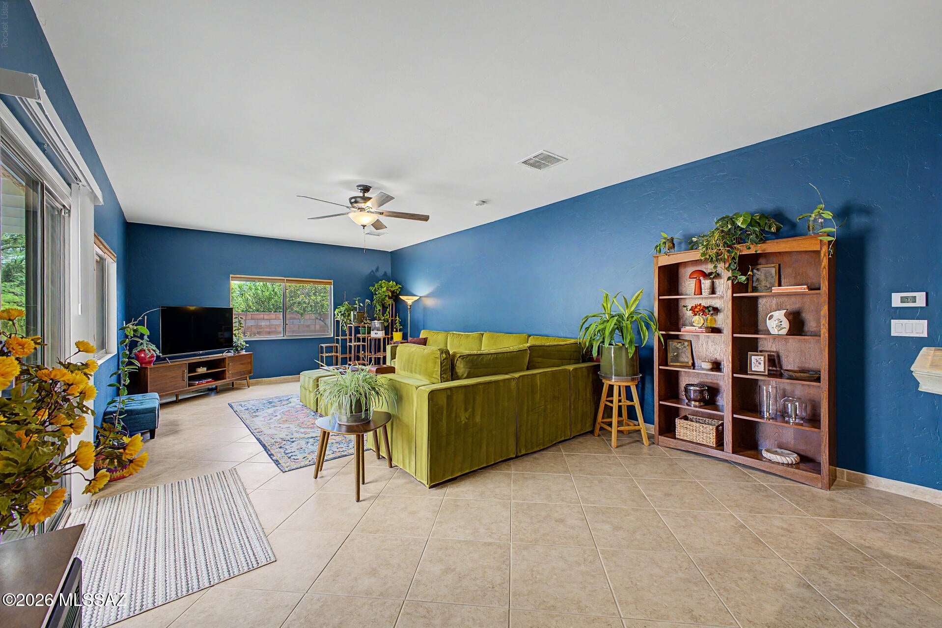 Black Horse (1-411) - Residential