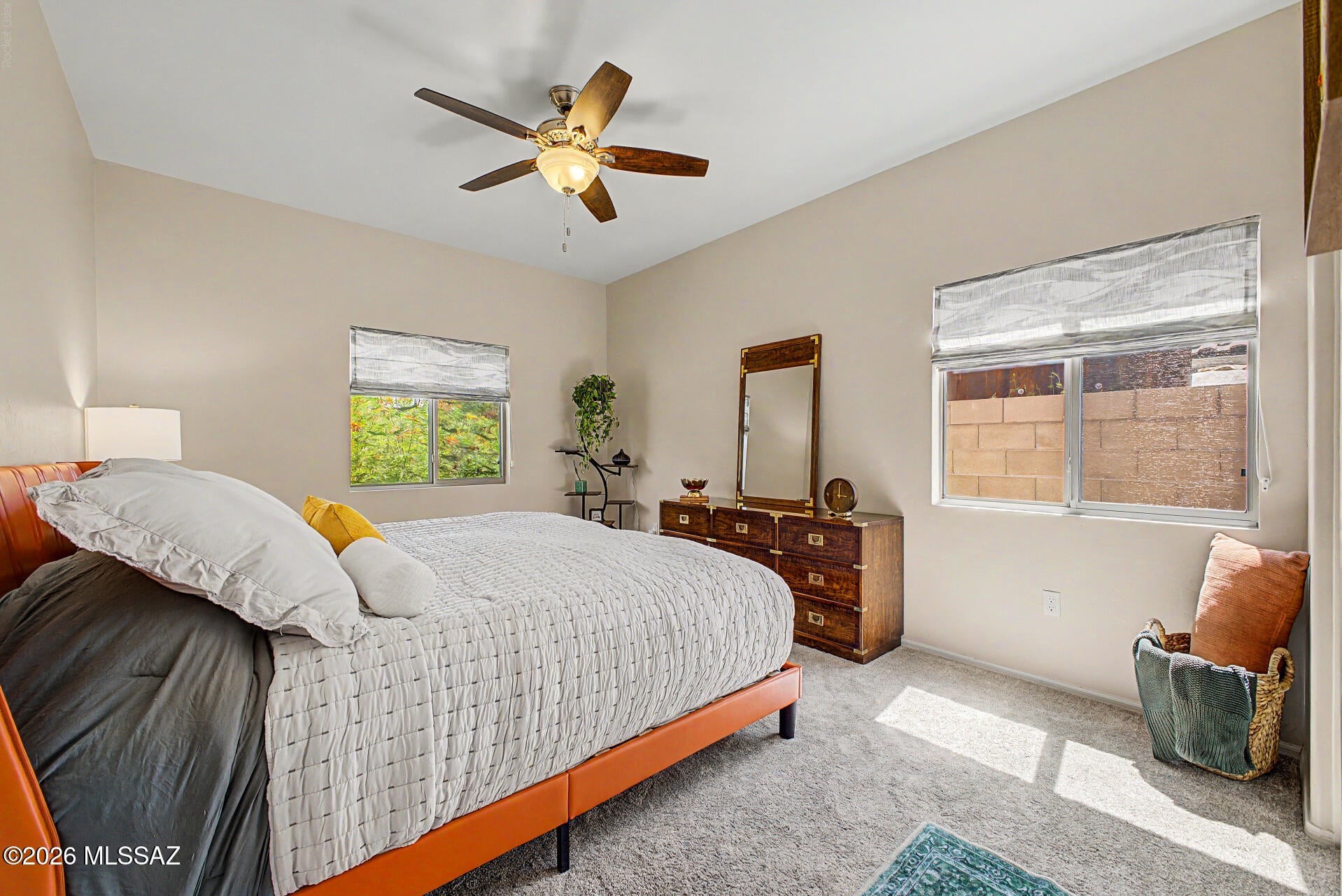 Black Horse (1-411) - Residential