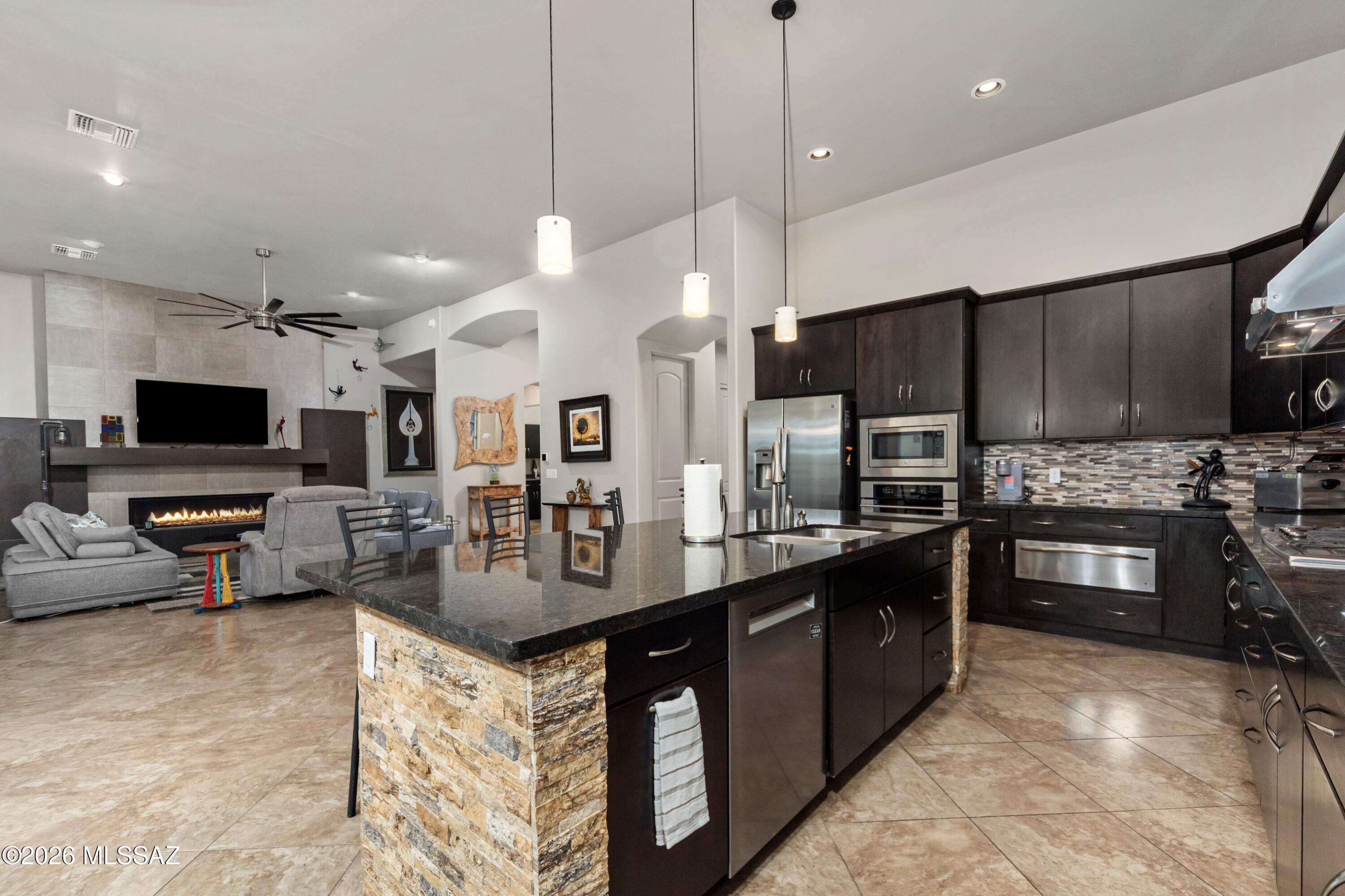 Canyon Pass V At Dove Mountain (280-331) - Residential