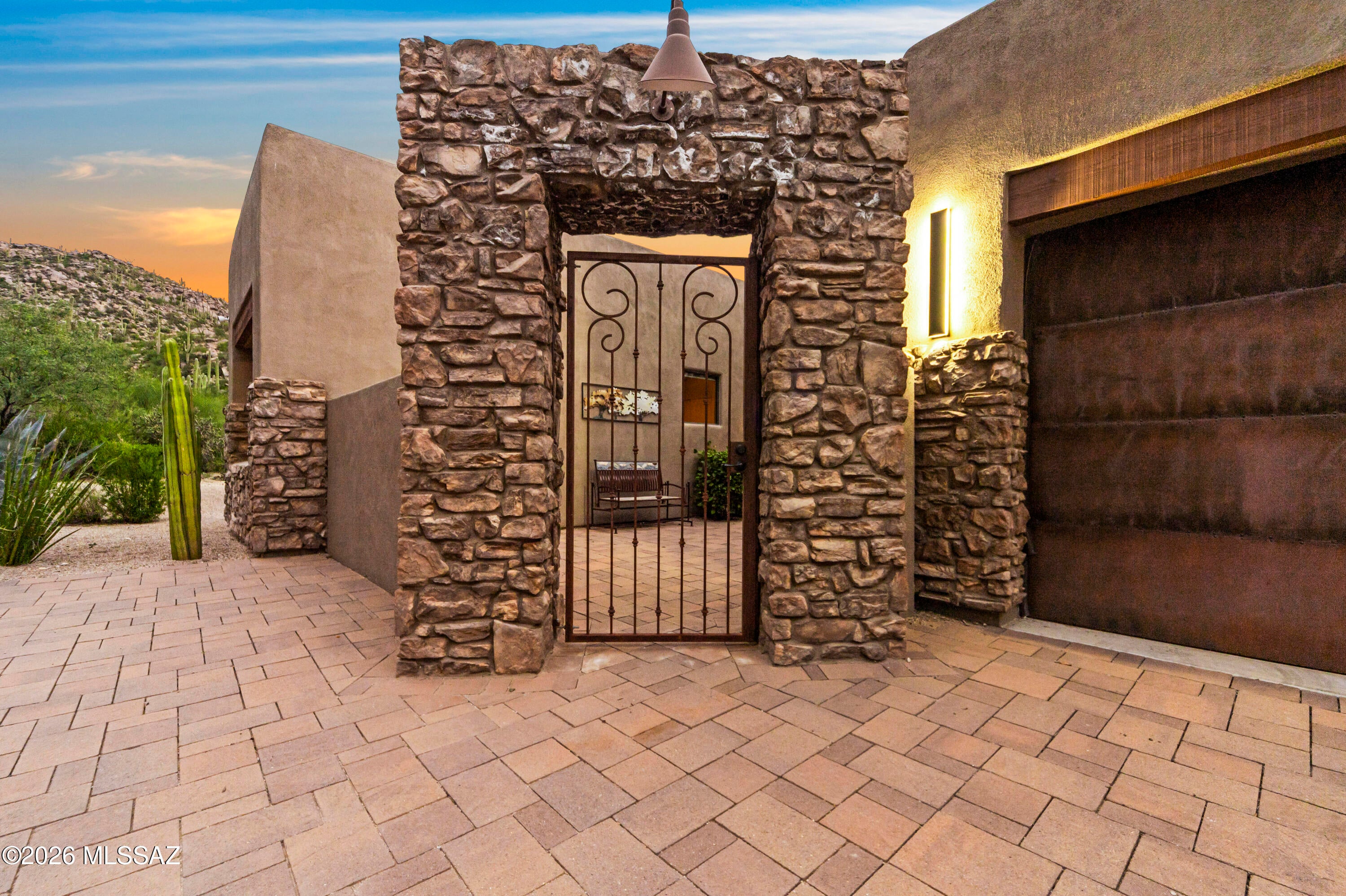 Canyon Pass V At Dove Mountain (280-331) - Residential