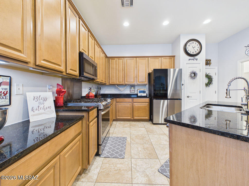 Star Valley Blk. 2 (212) - Residential