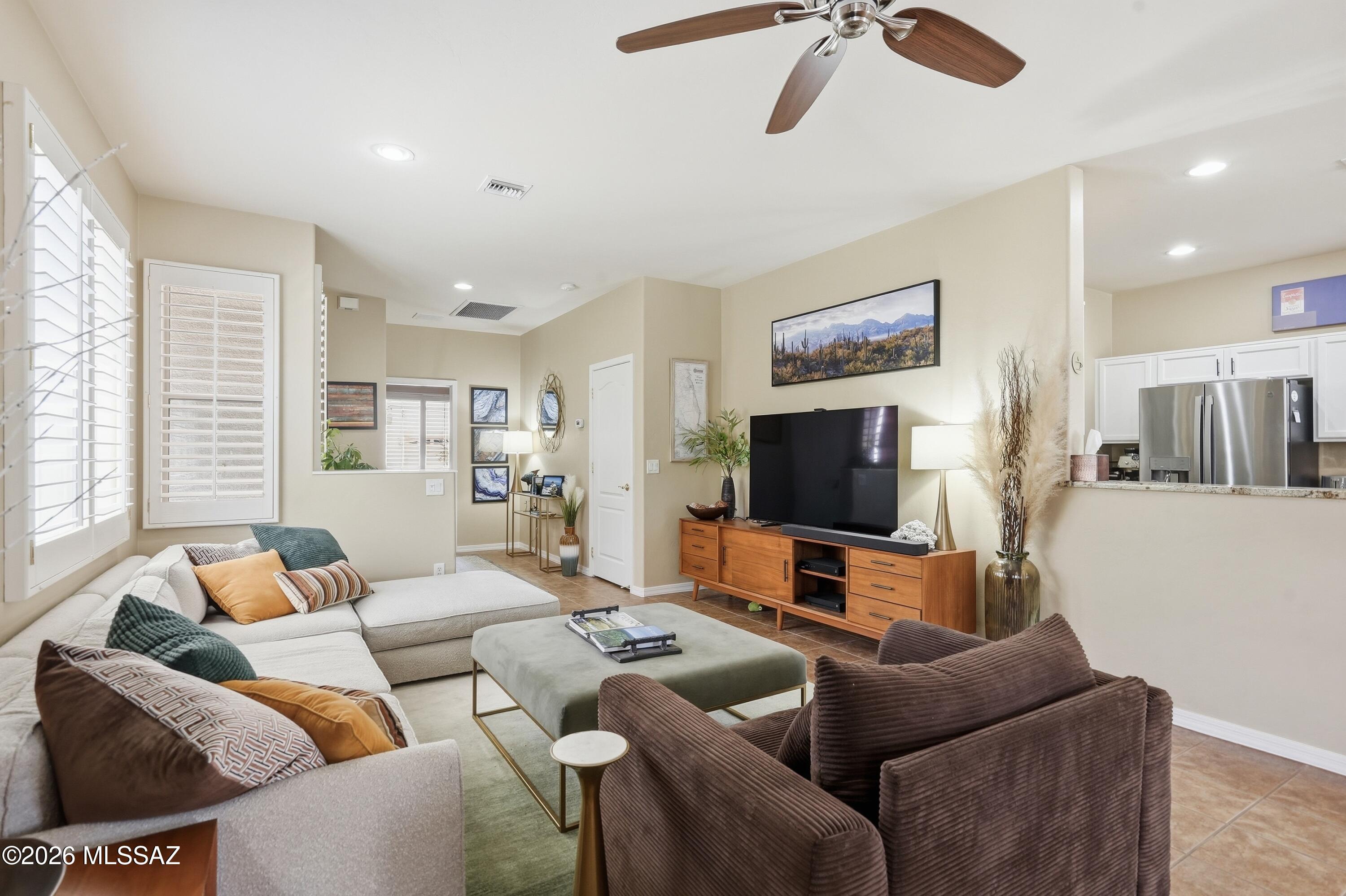 Las Campanas Village (1-111) - Residential