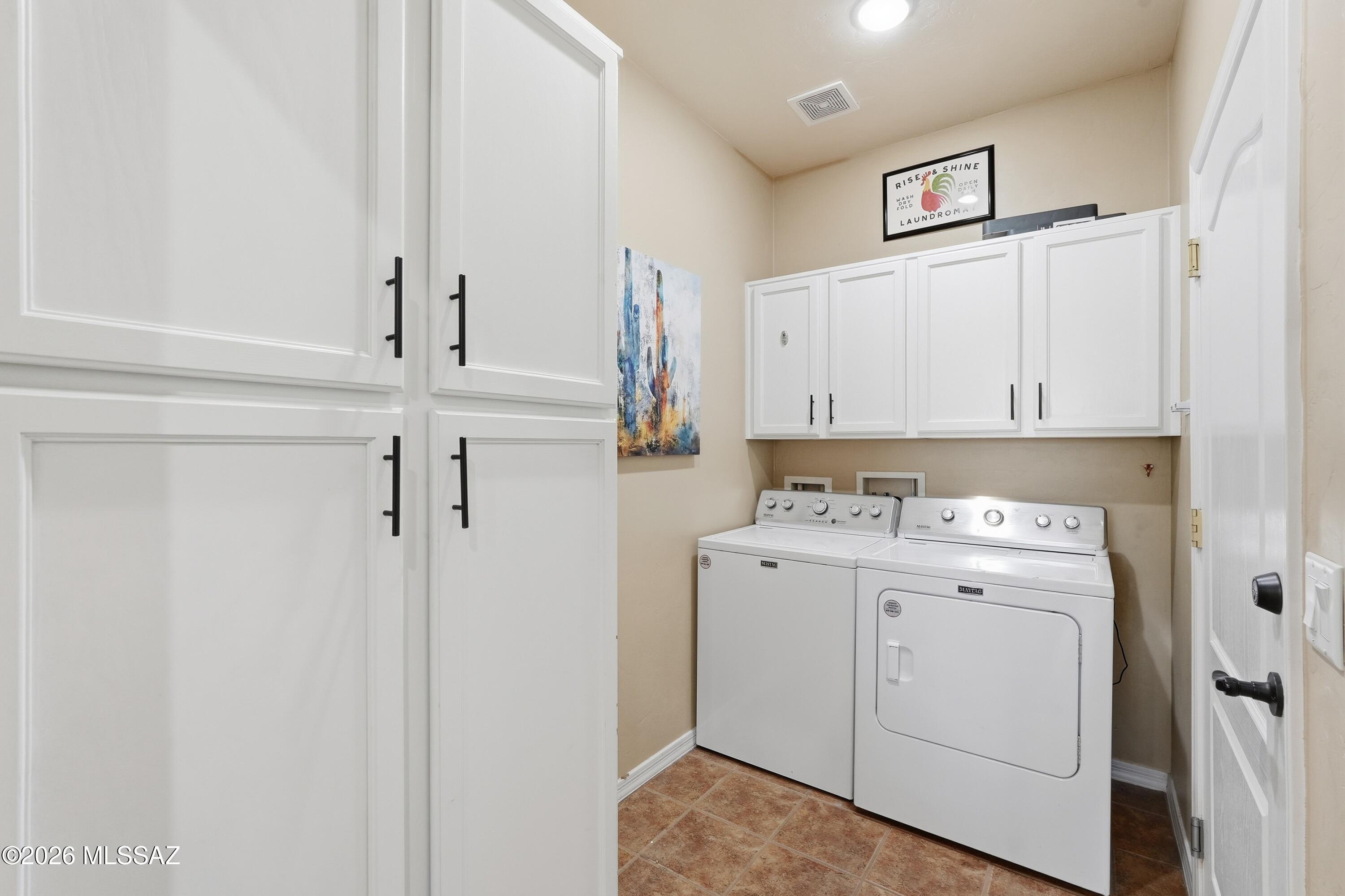 Las Campanas Village (1-111) - Residential