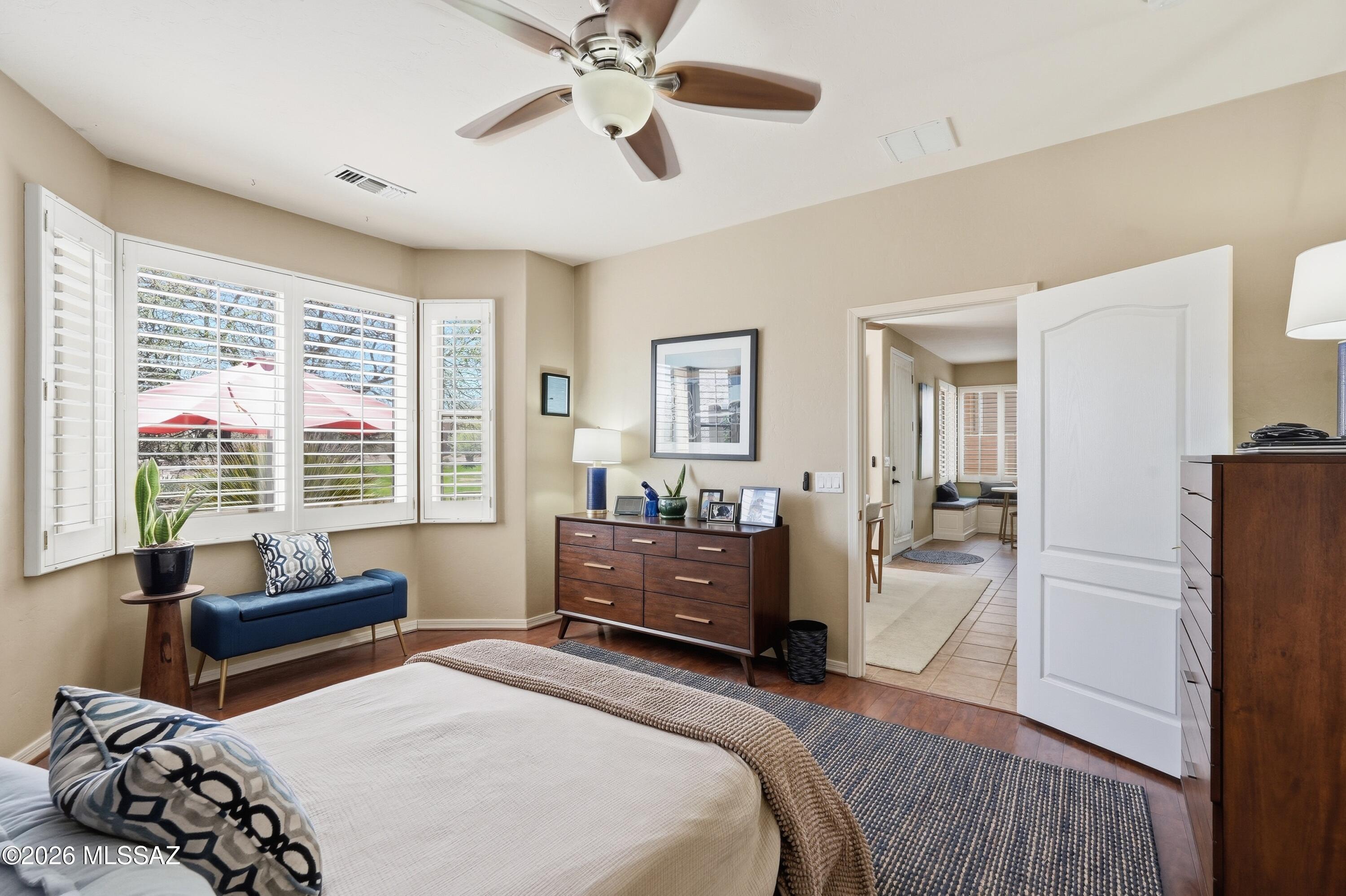 Las Campanas Village (1-111) - Residential