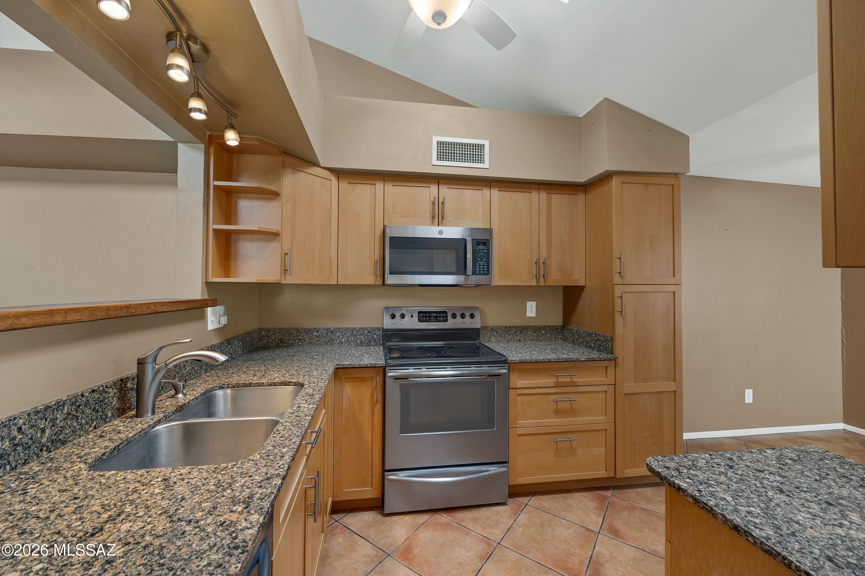 Grove Pointe (1-56) - Residential