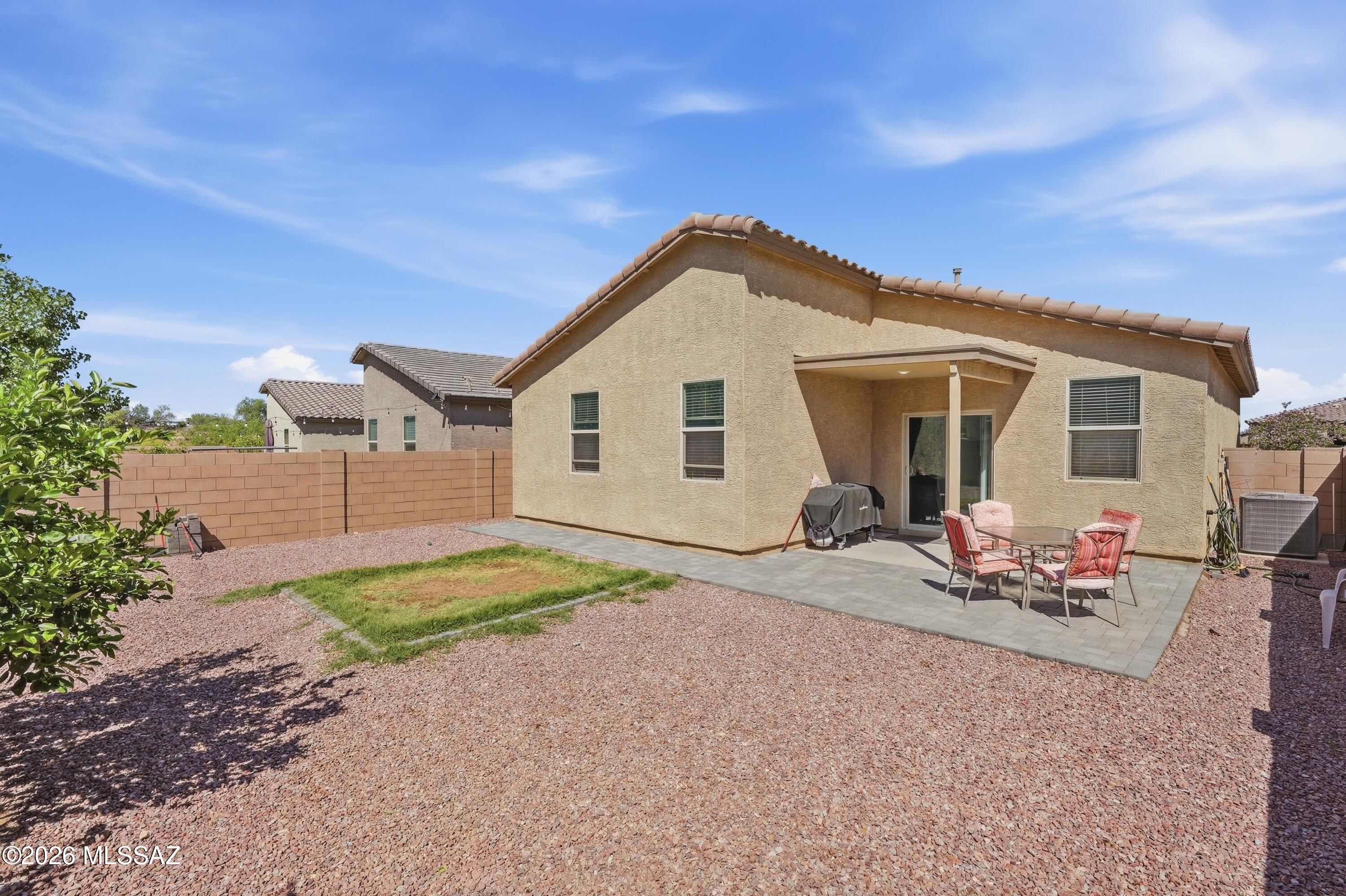Valencia Crossing - Residential