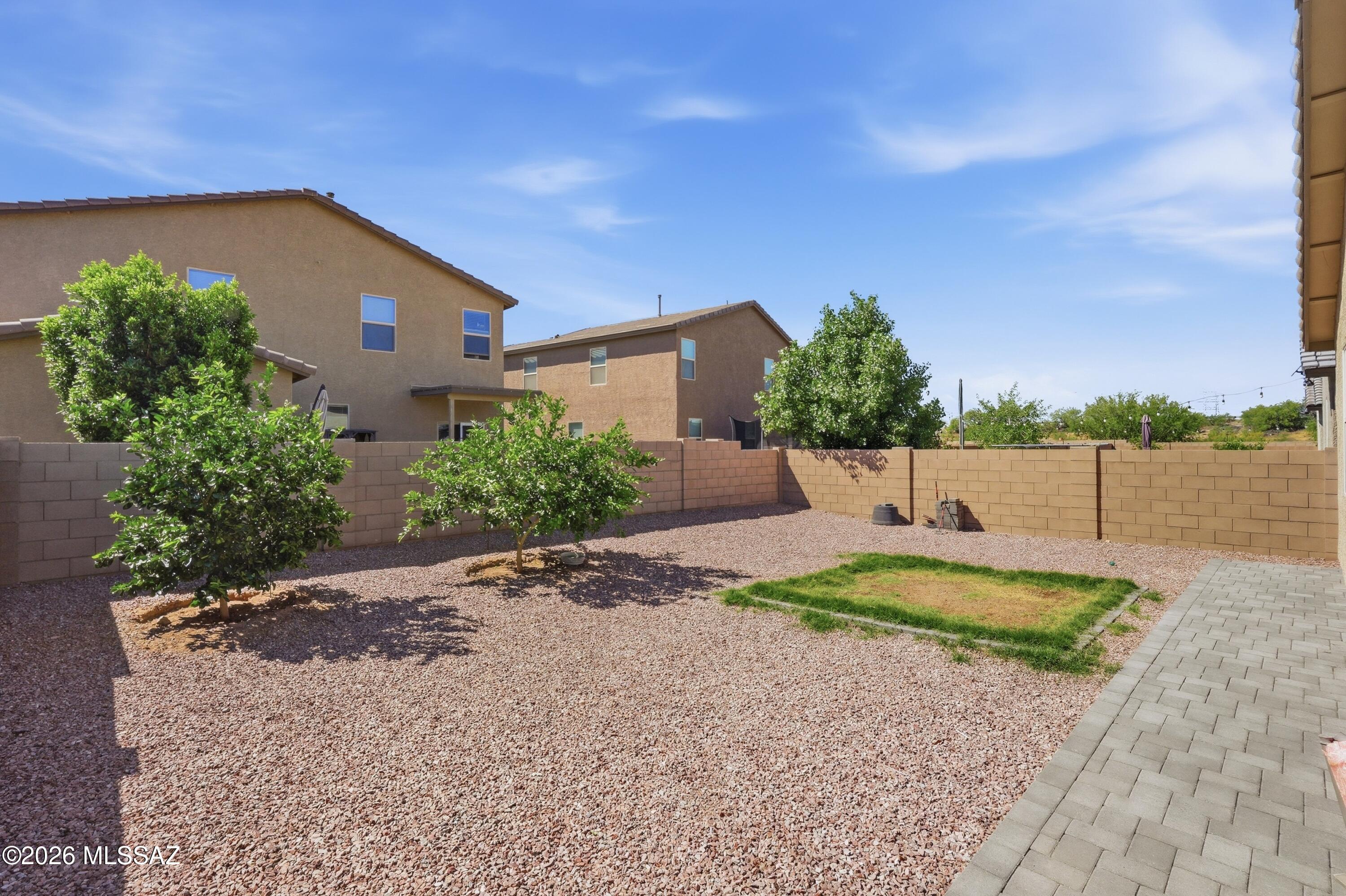 Valencia Crossing - Residential