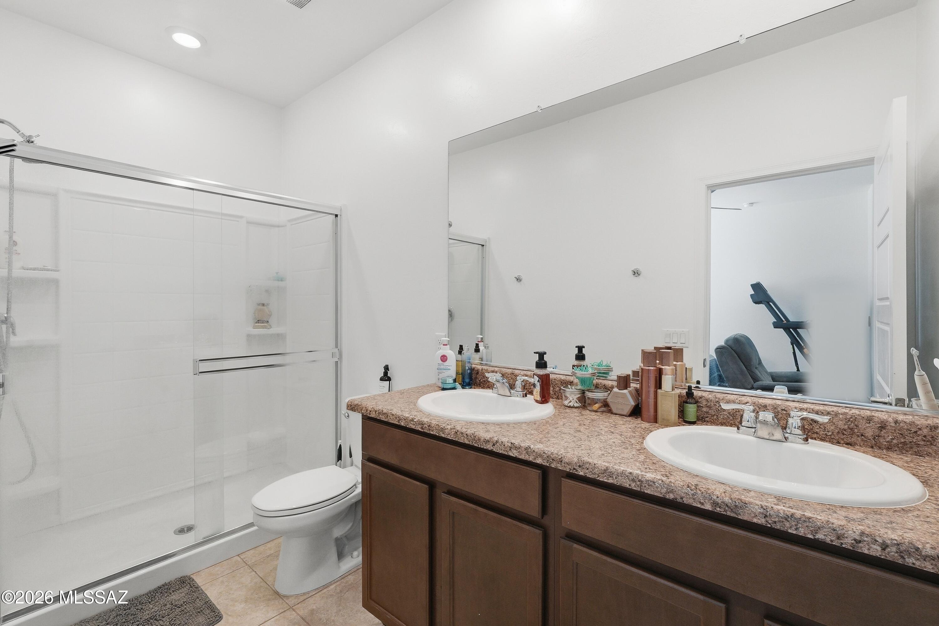 Valencia Crossing - Residential