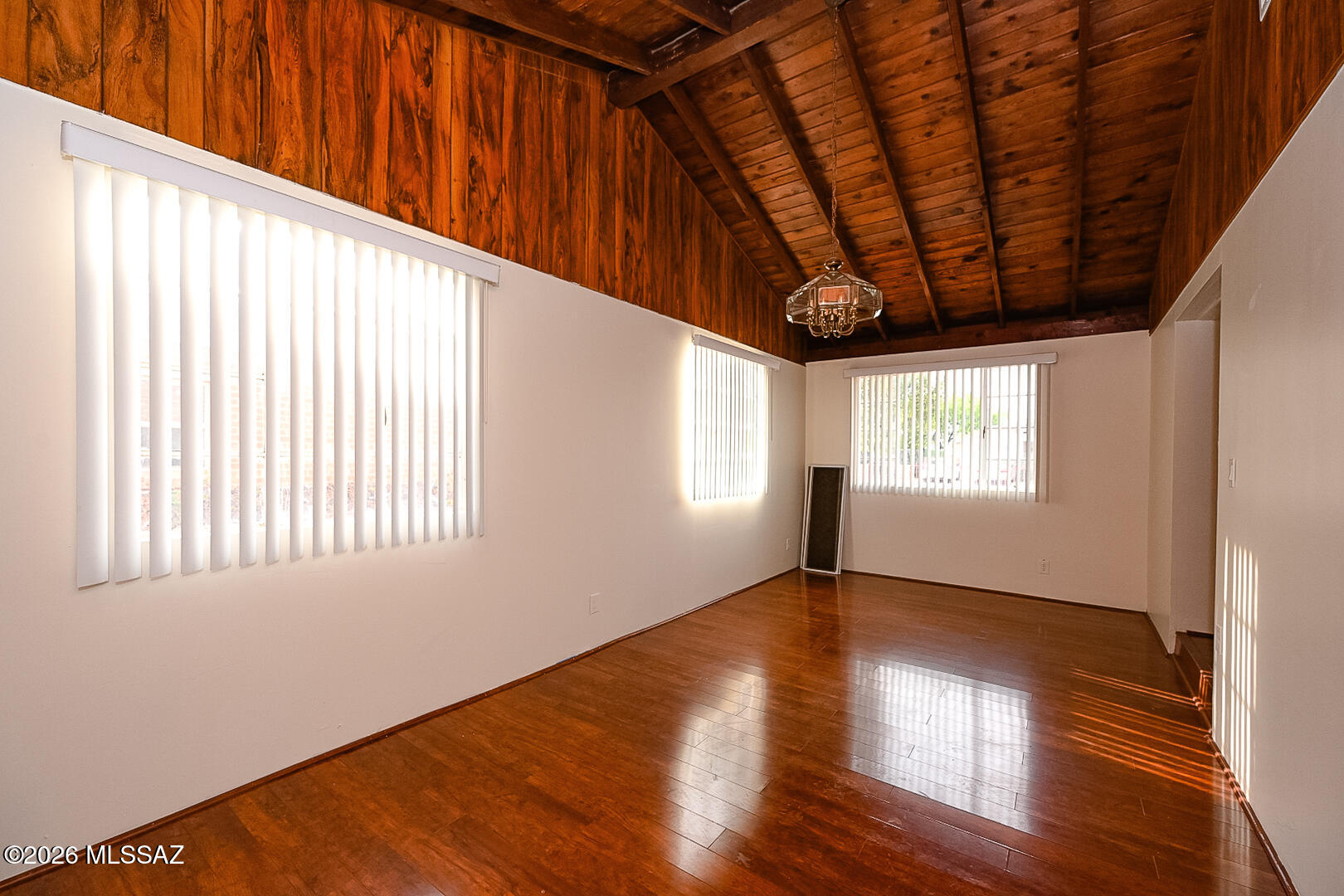 Loralyn - Residential