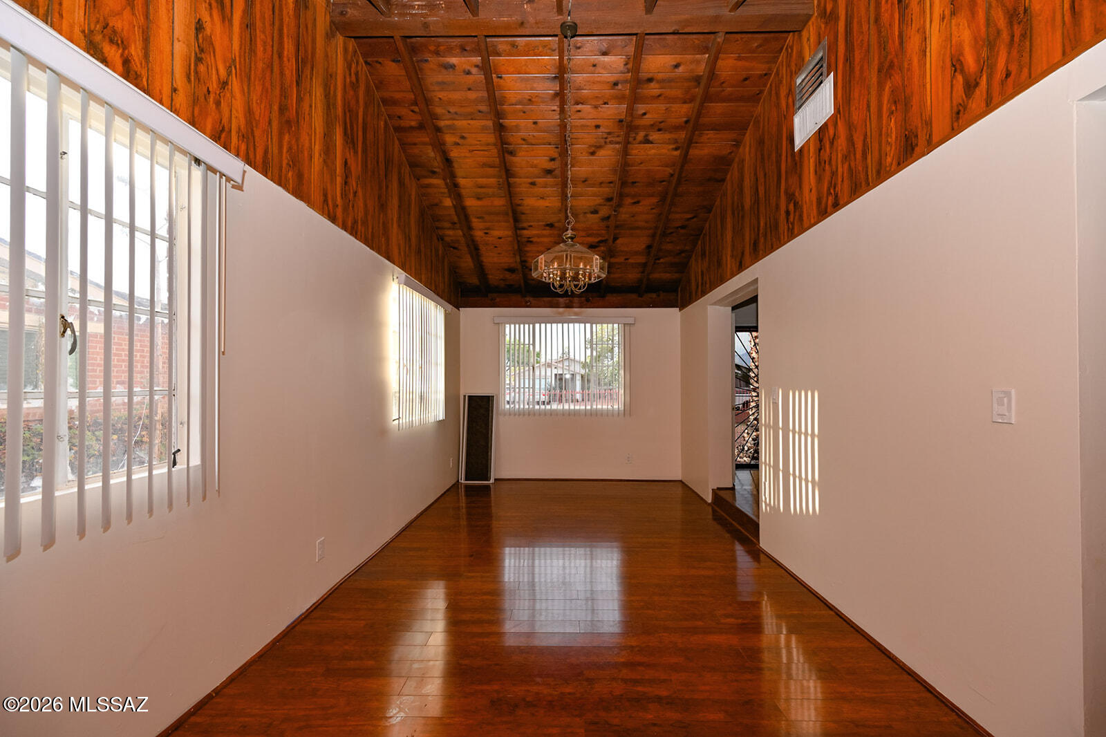 Loralyn - Residential