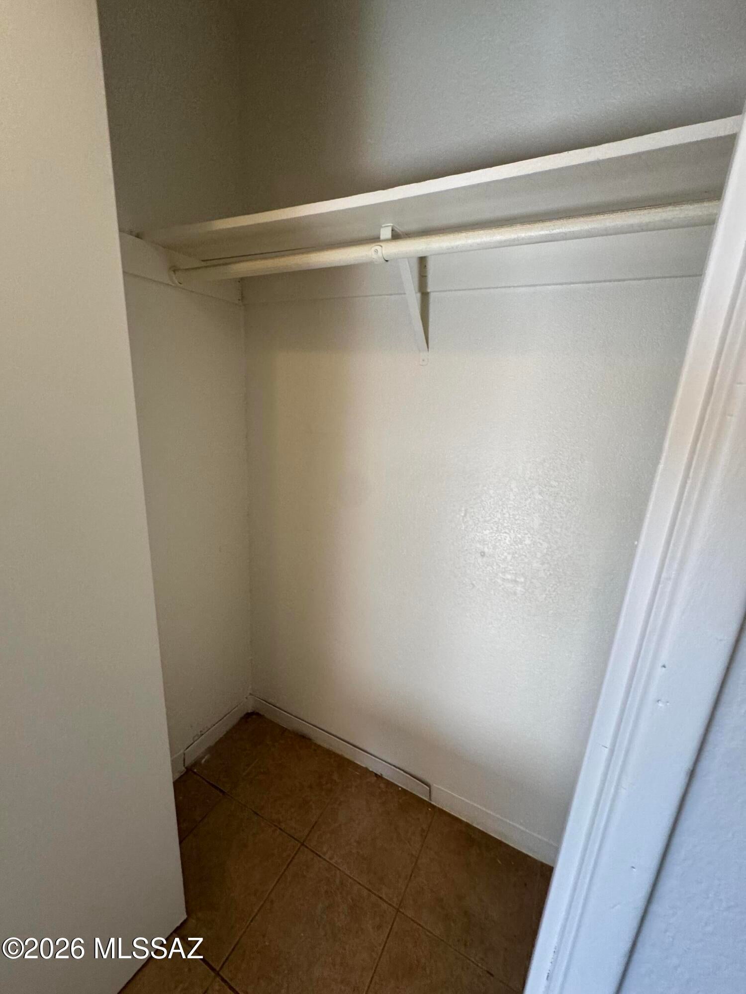 Unsubdivided - Residential Lease