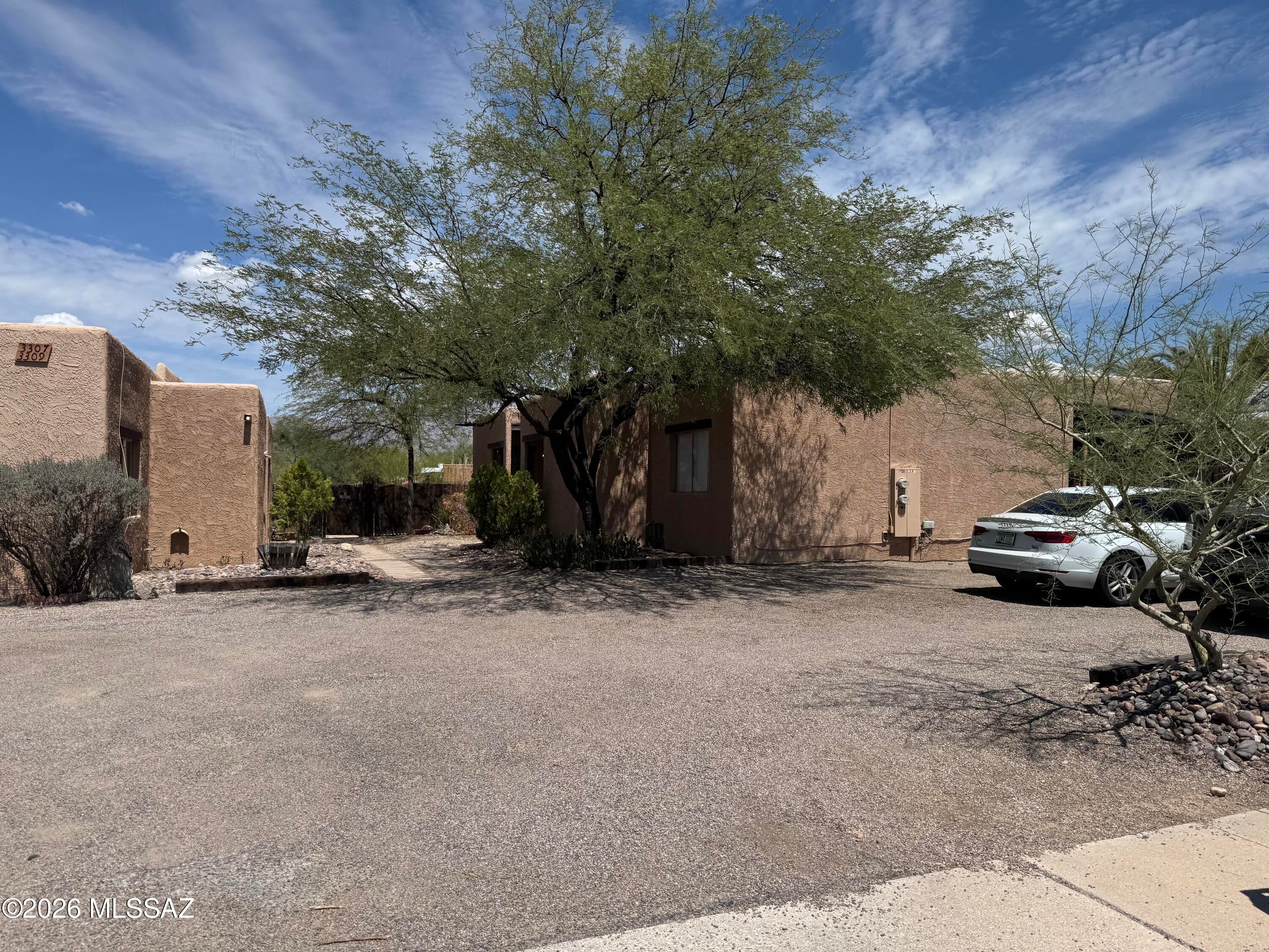 Unsubdivided - Residential Lease