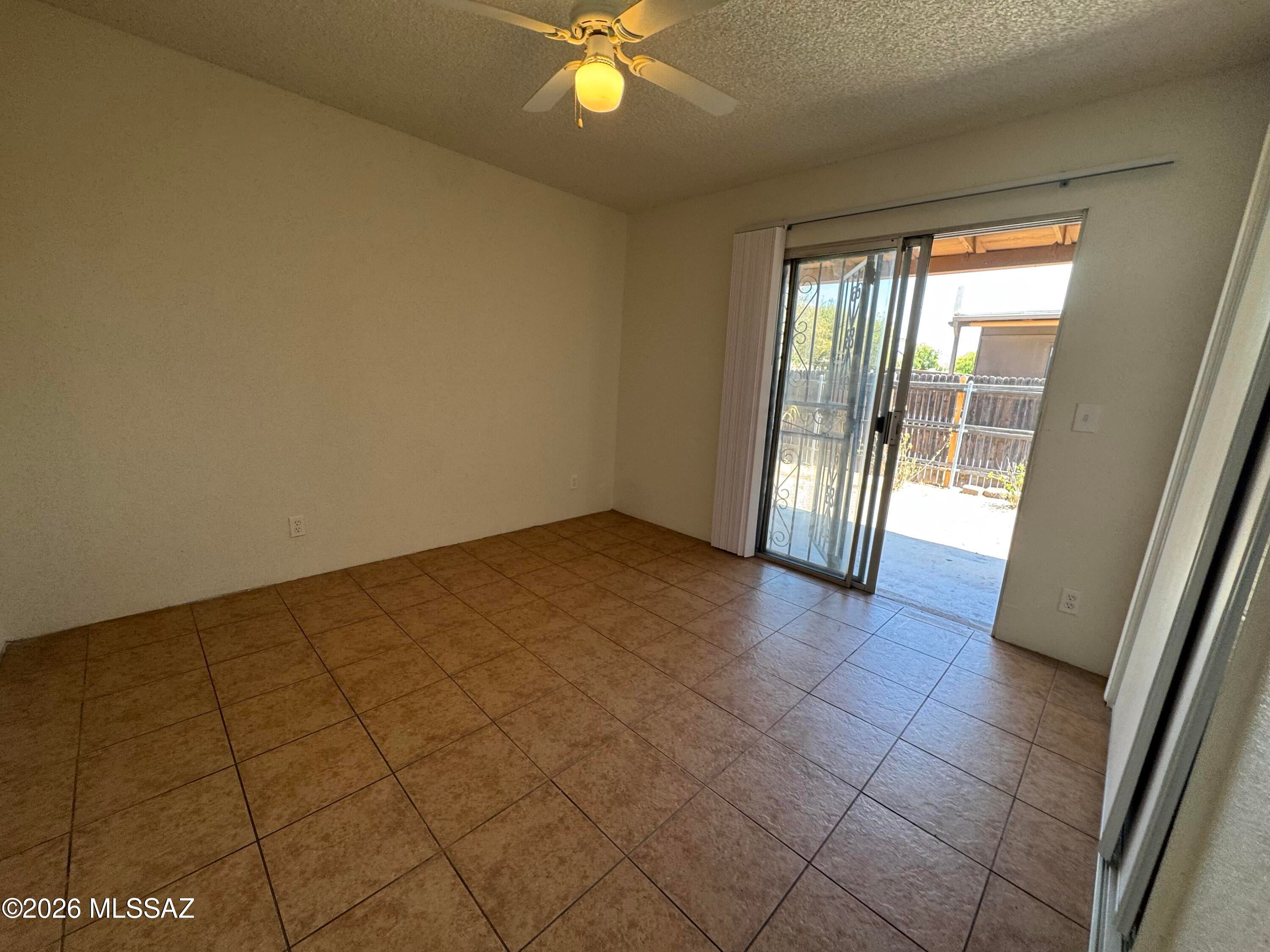 Unsubdivided - Residential Lease