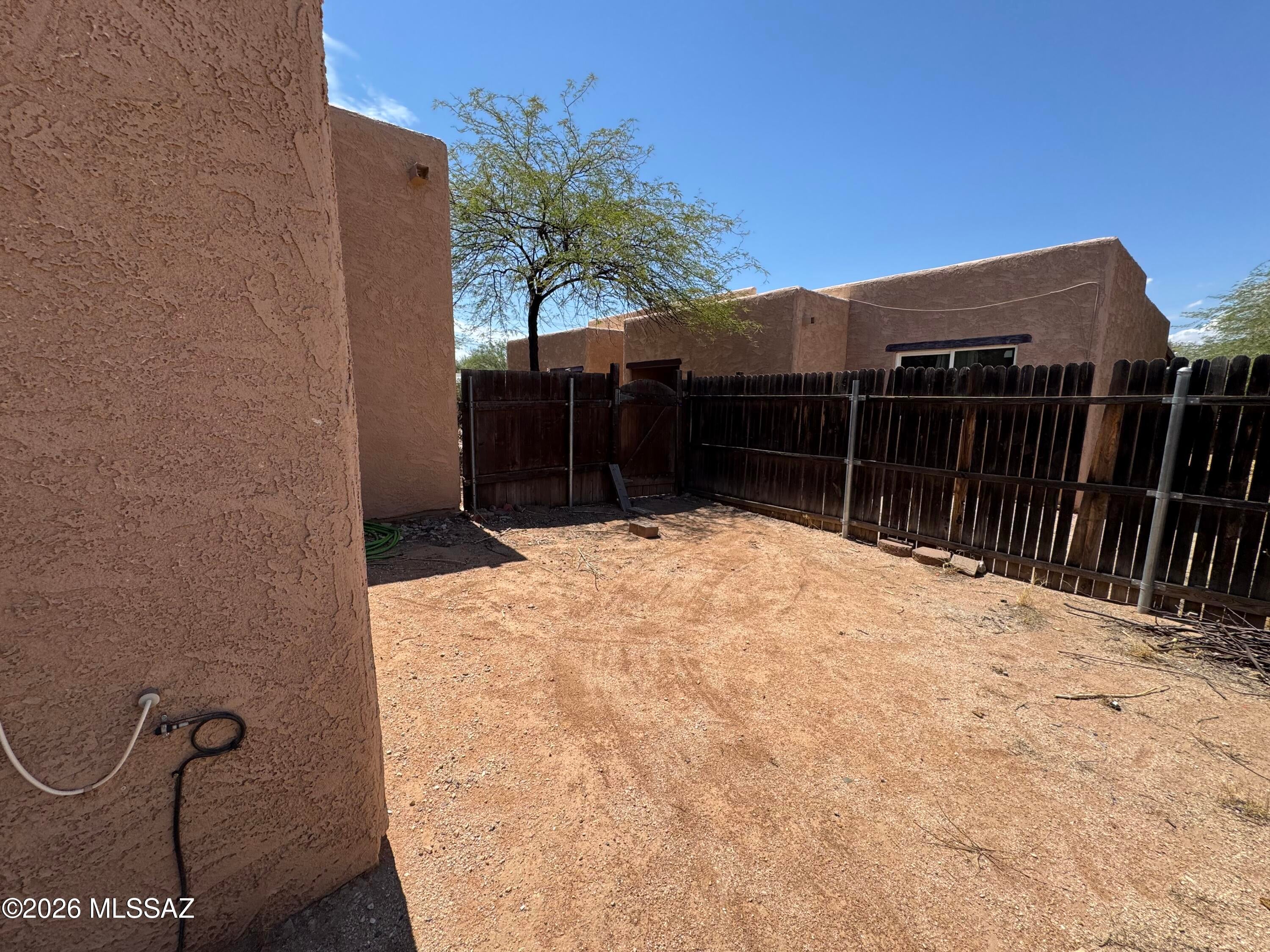 Unsubdivided - Residential Lease