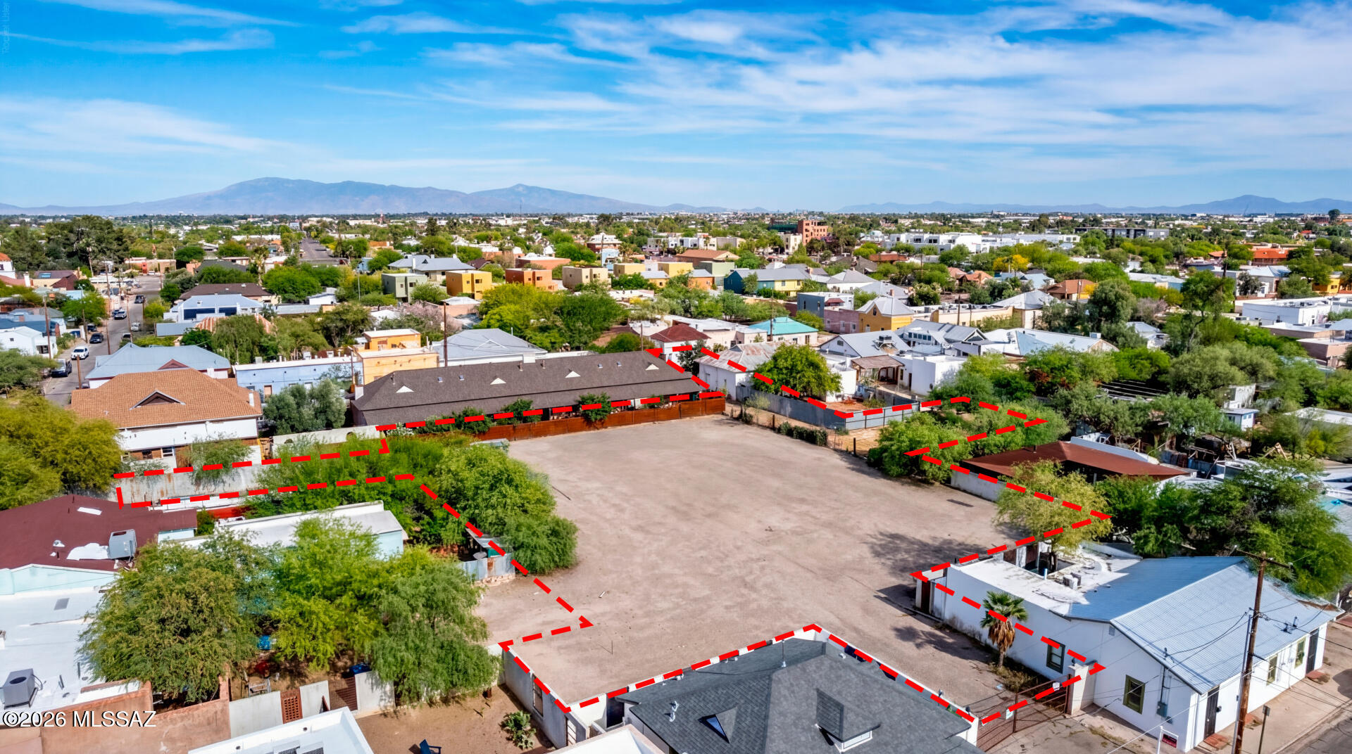 Barrio Centro (1-84) - Land