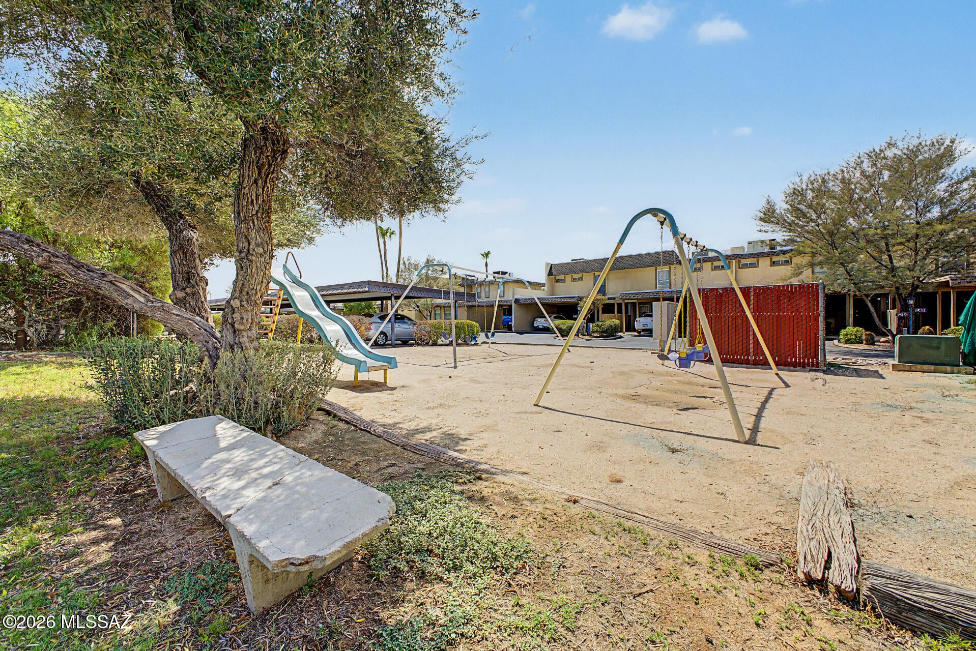 Valle Cereza (1-59) - Residential
