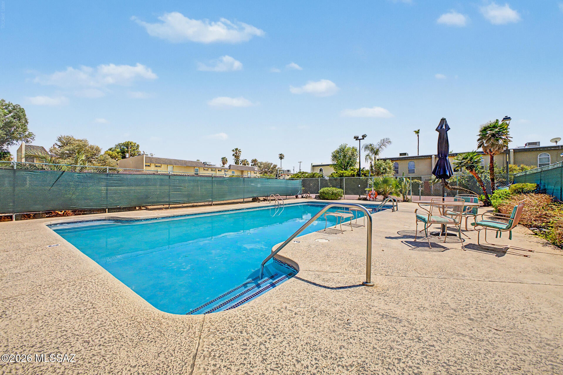 Valle Cereza (1-59) - Residential