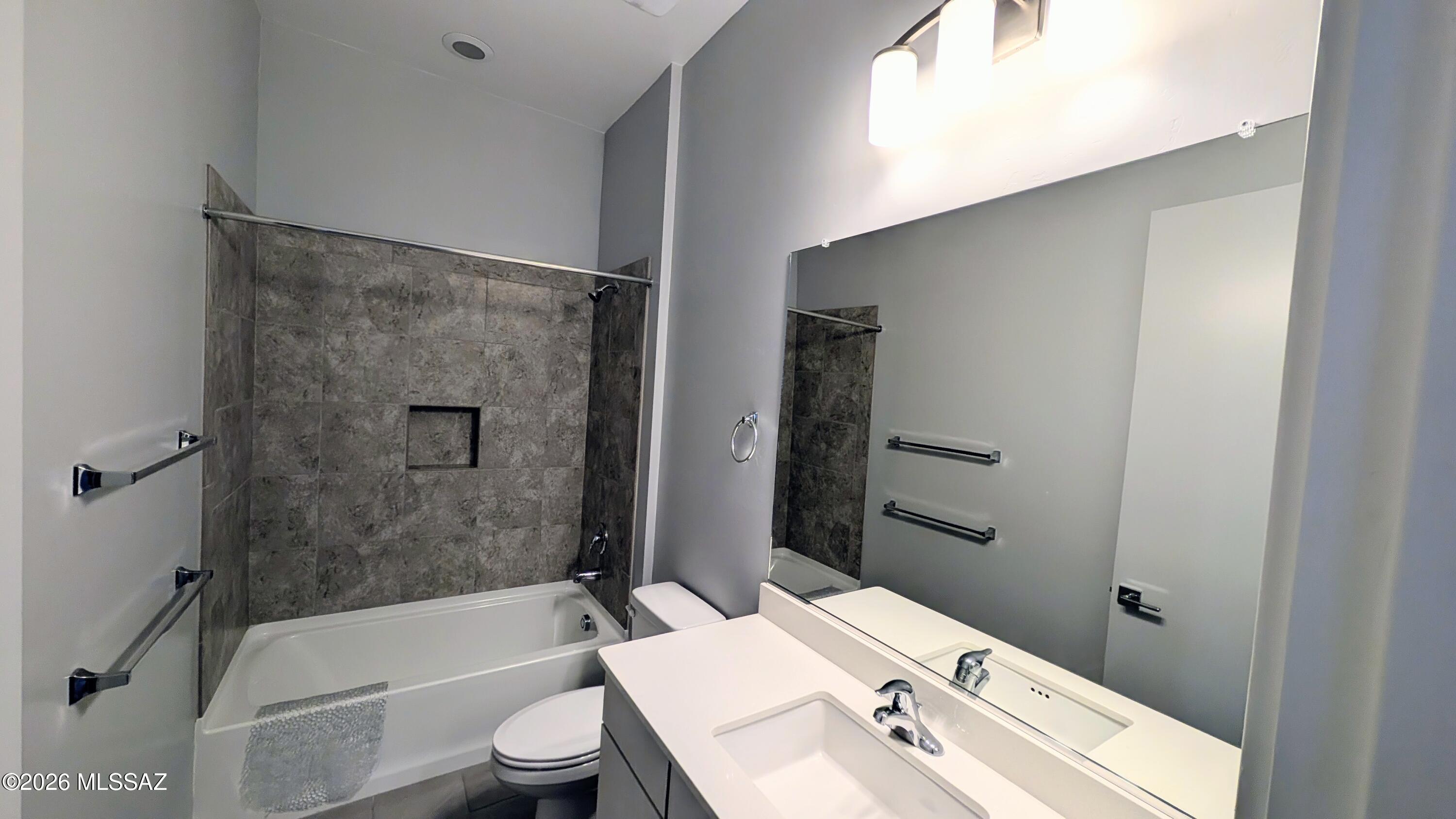 Boulder Bridge Pass III At Dove Mountain SQ20143000307 - Residential Lease