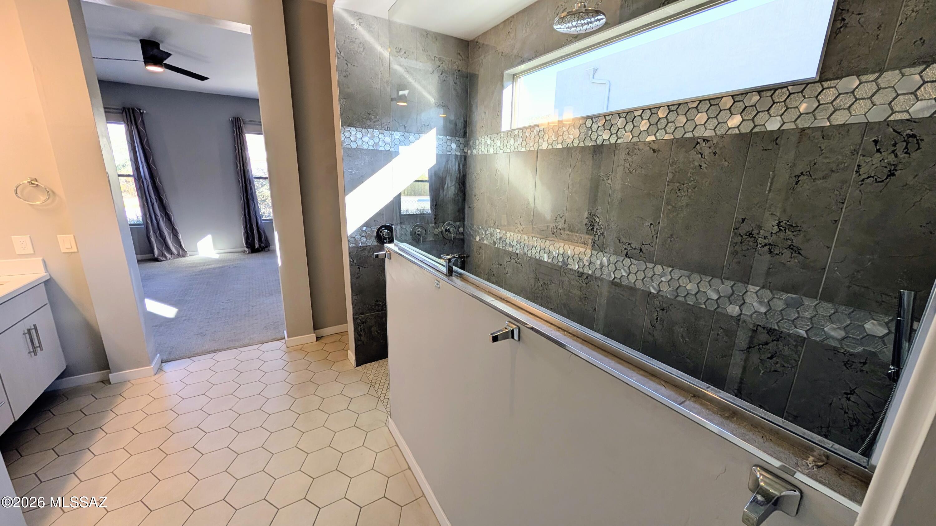 Boulder Bridge Pass III At Dove Mountain SQ20143000307 - Residential Lease