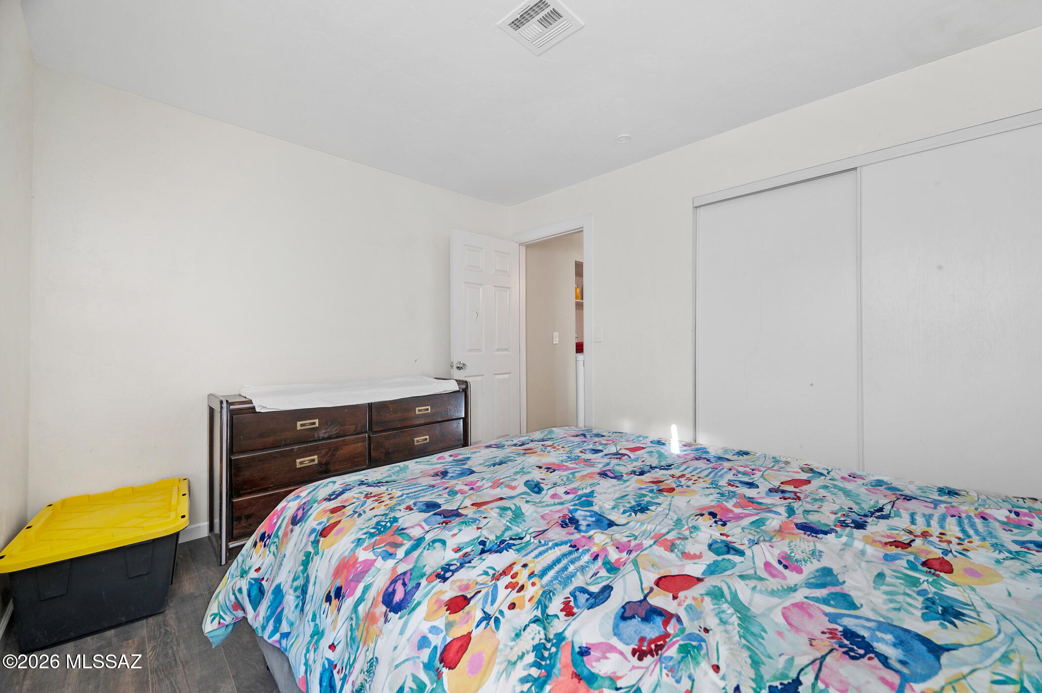 Los Olivos Est I (1-24) - Residential