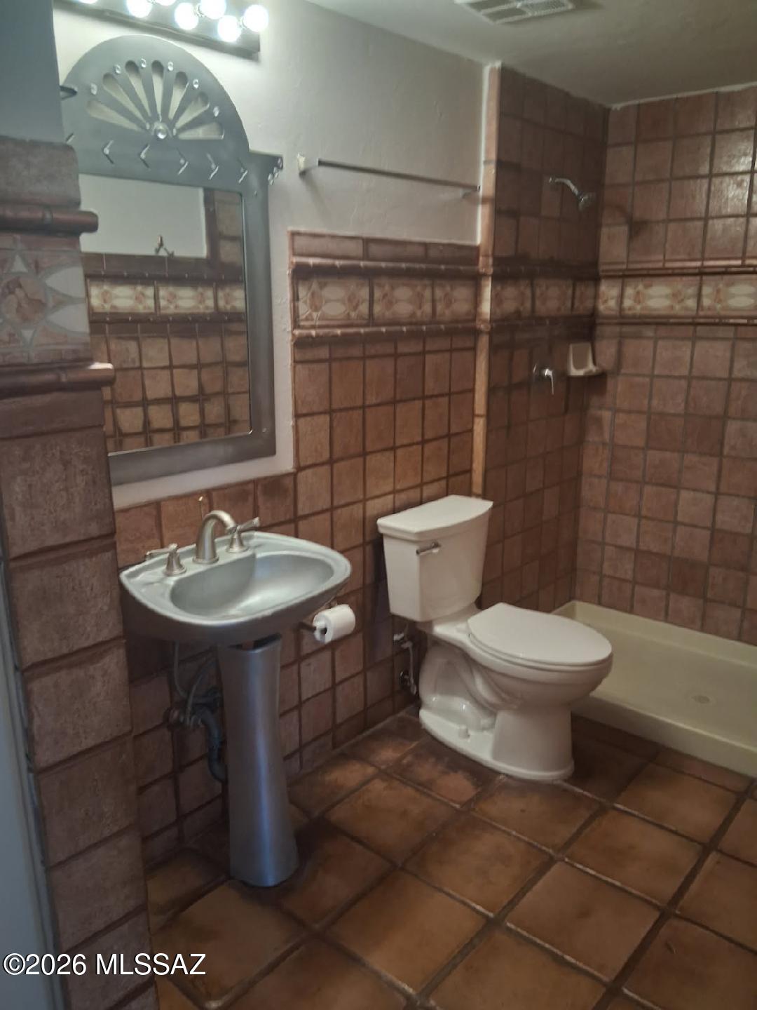 Le Mirador - Residential Lease