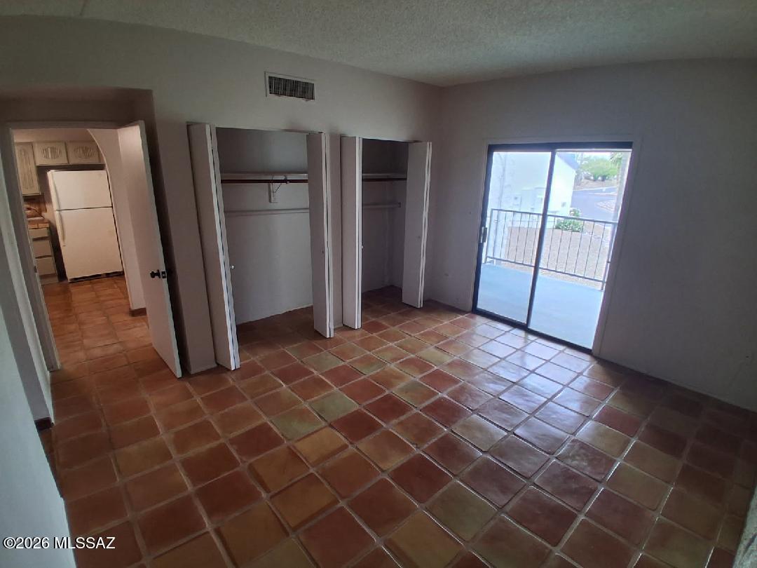 Le Mirador - Residential Lease