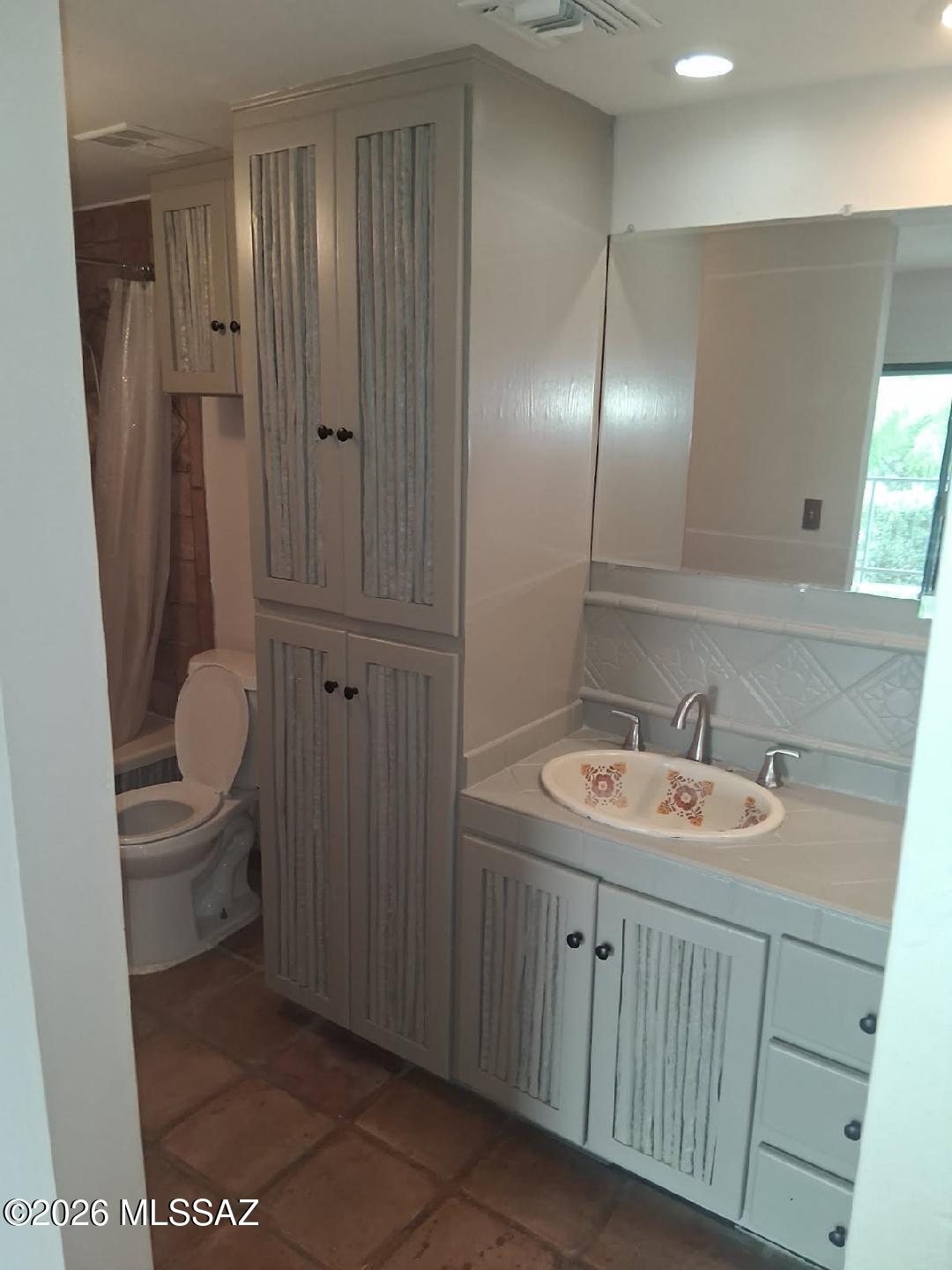 Le Mirador - Residential Lease