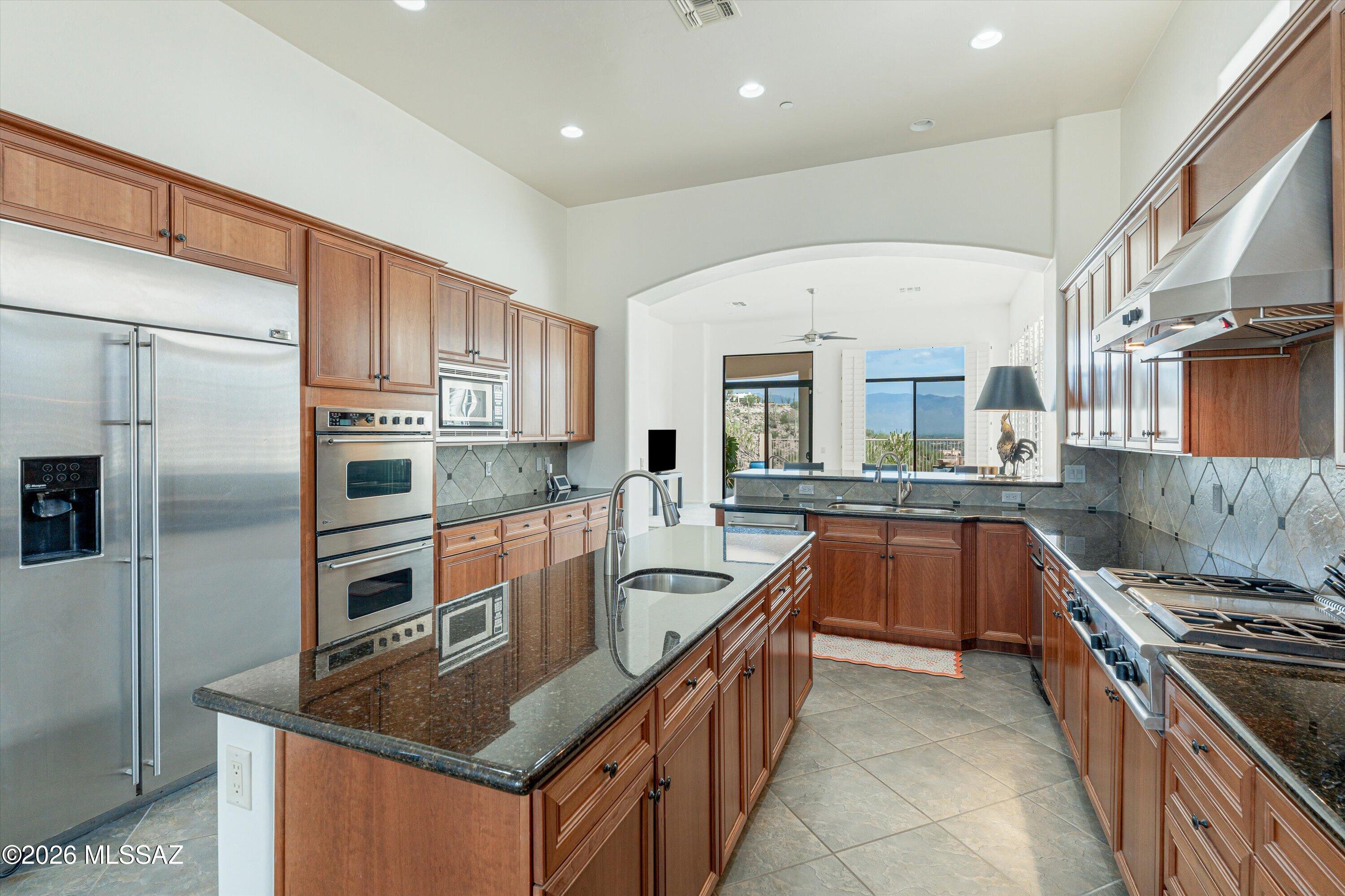 Sabino Mountain (1-290) - Residential
