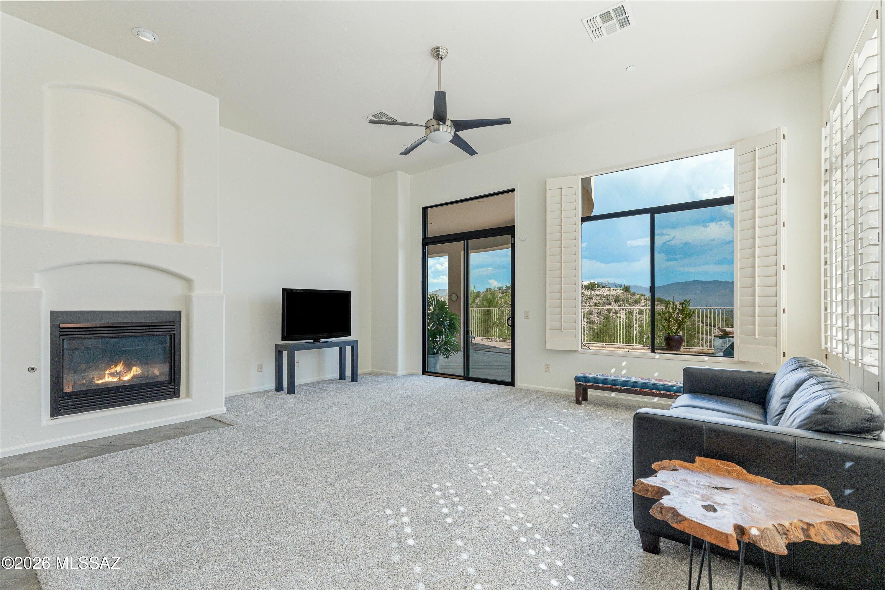 Sabino Mountain (1-290) - Residential