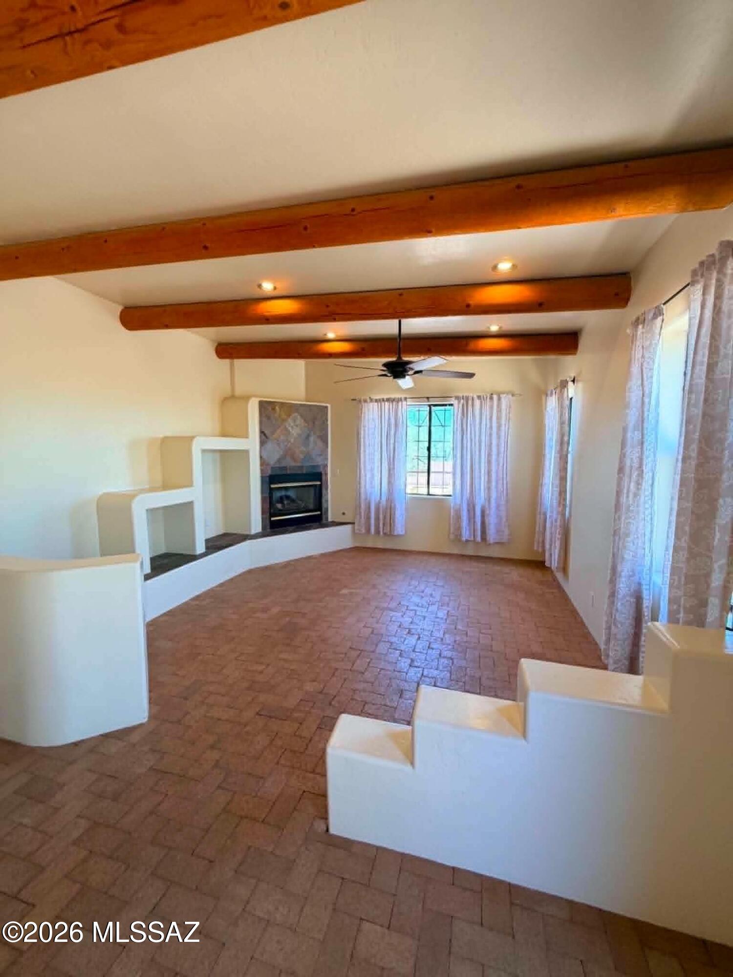 Unsubdivided - Residential Lease