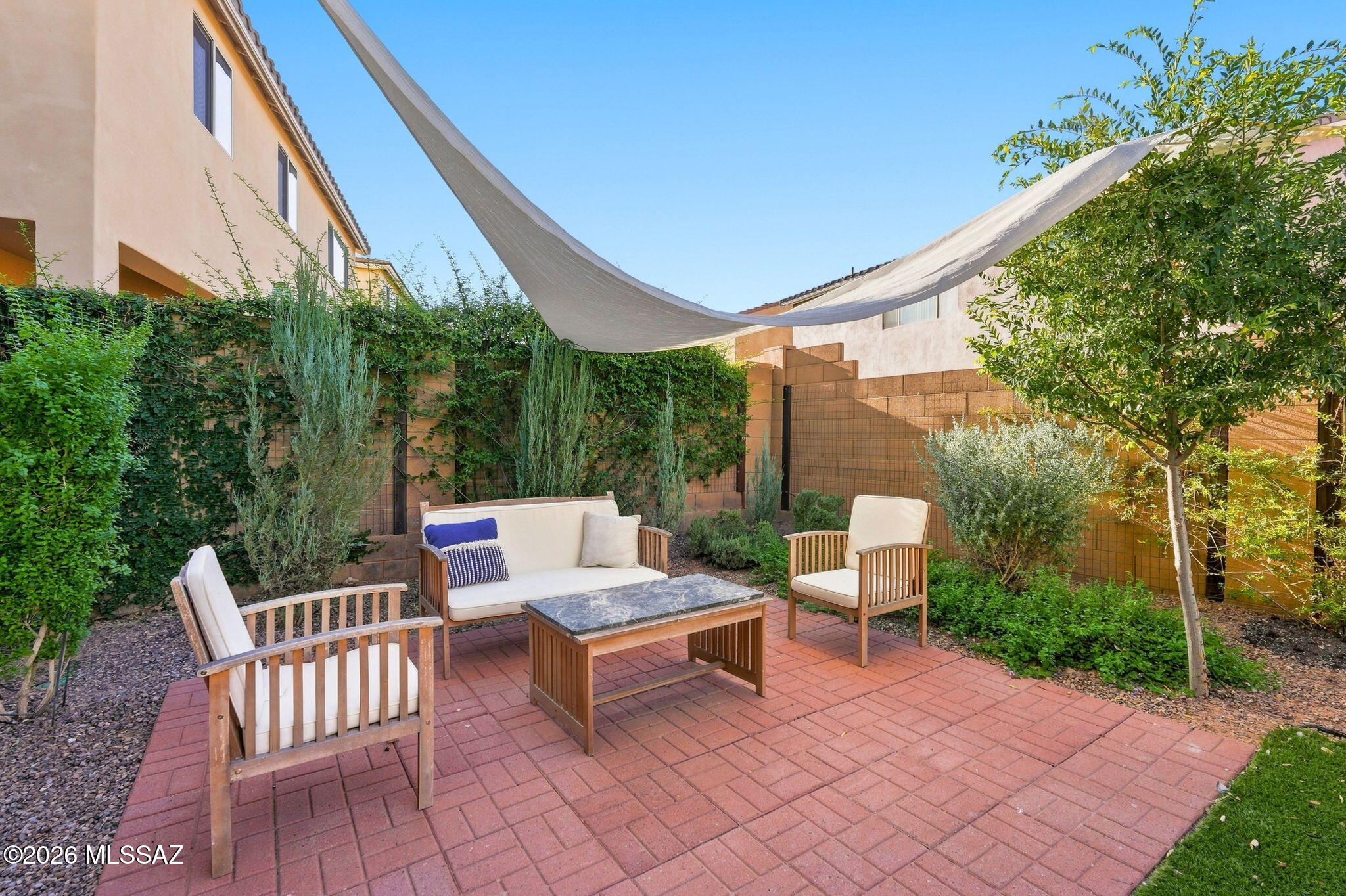 Presidio De Cancion (1-200) - Residential