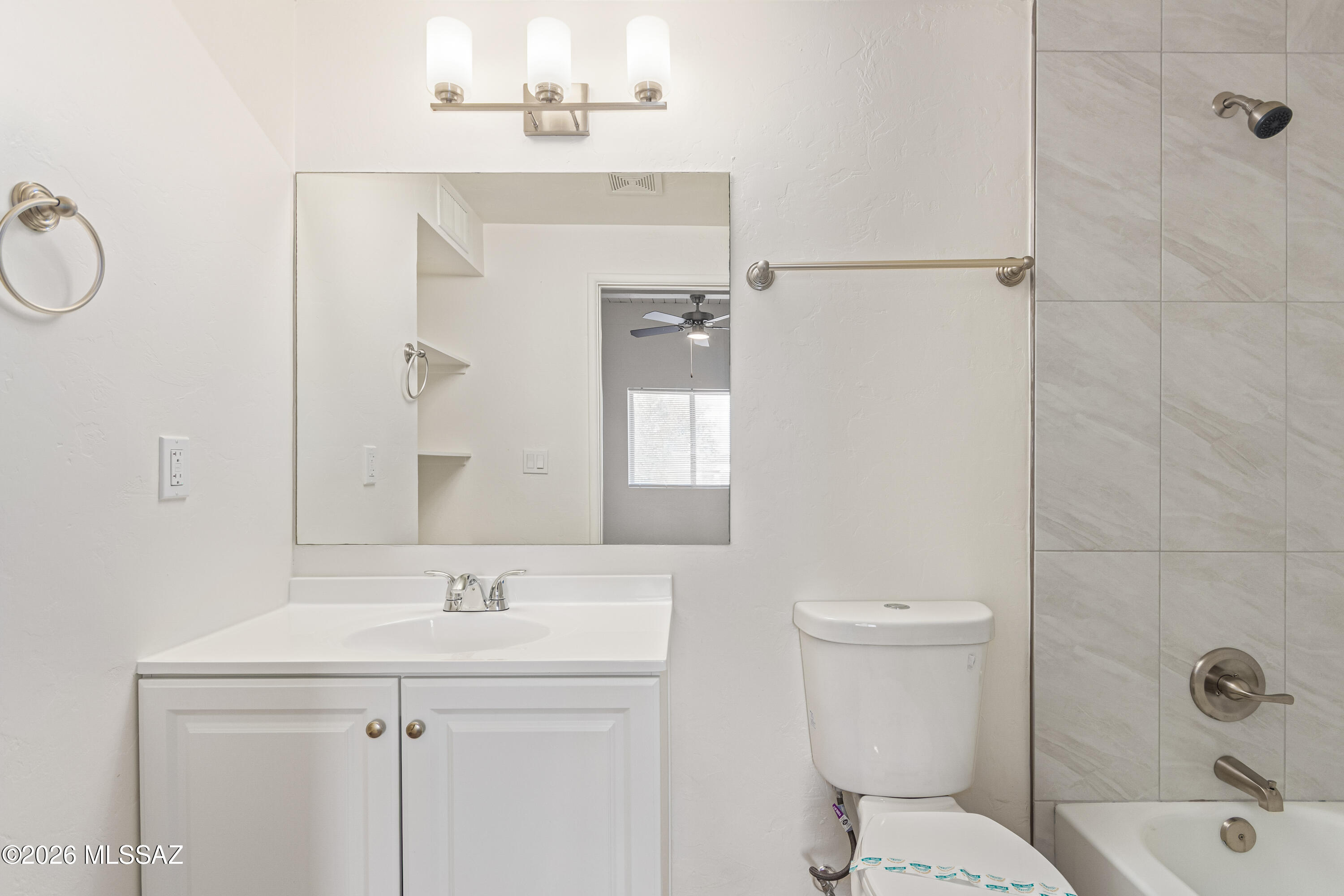 Royal Alvernon Condos. - Residential
