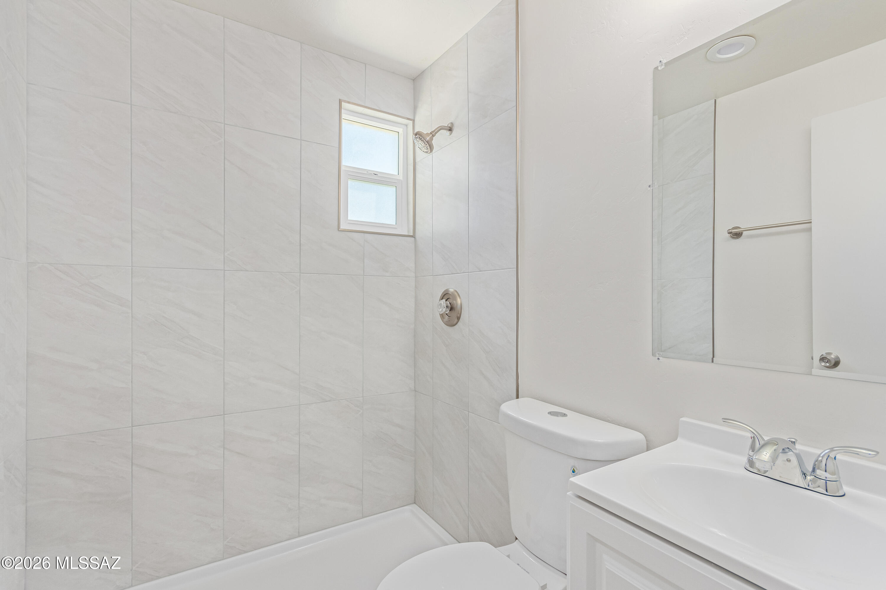 Royal Alvernon Condos. - Residential