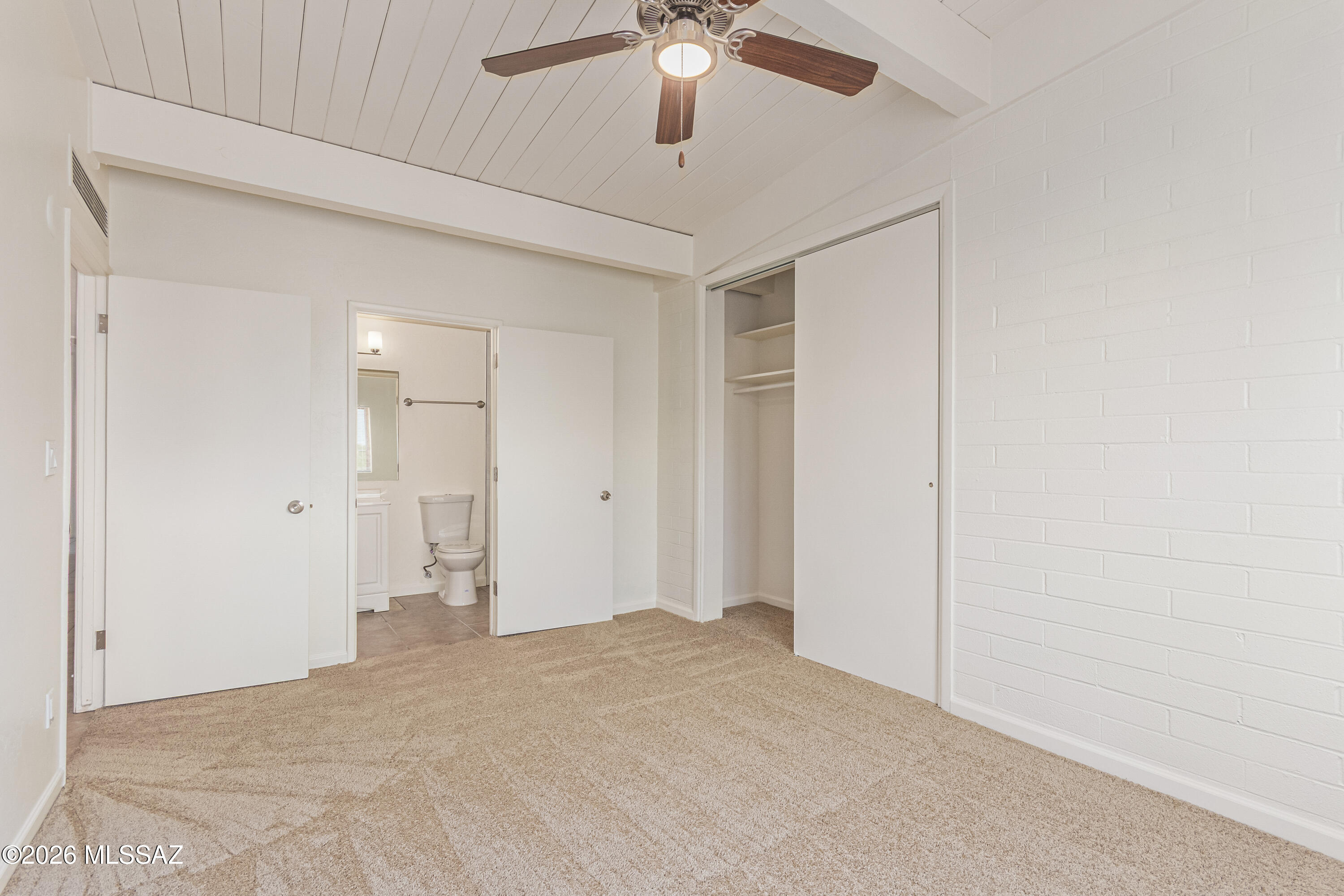 Royal Alvernon Condos. - Residential