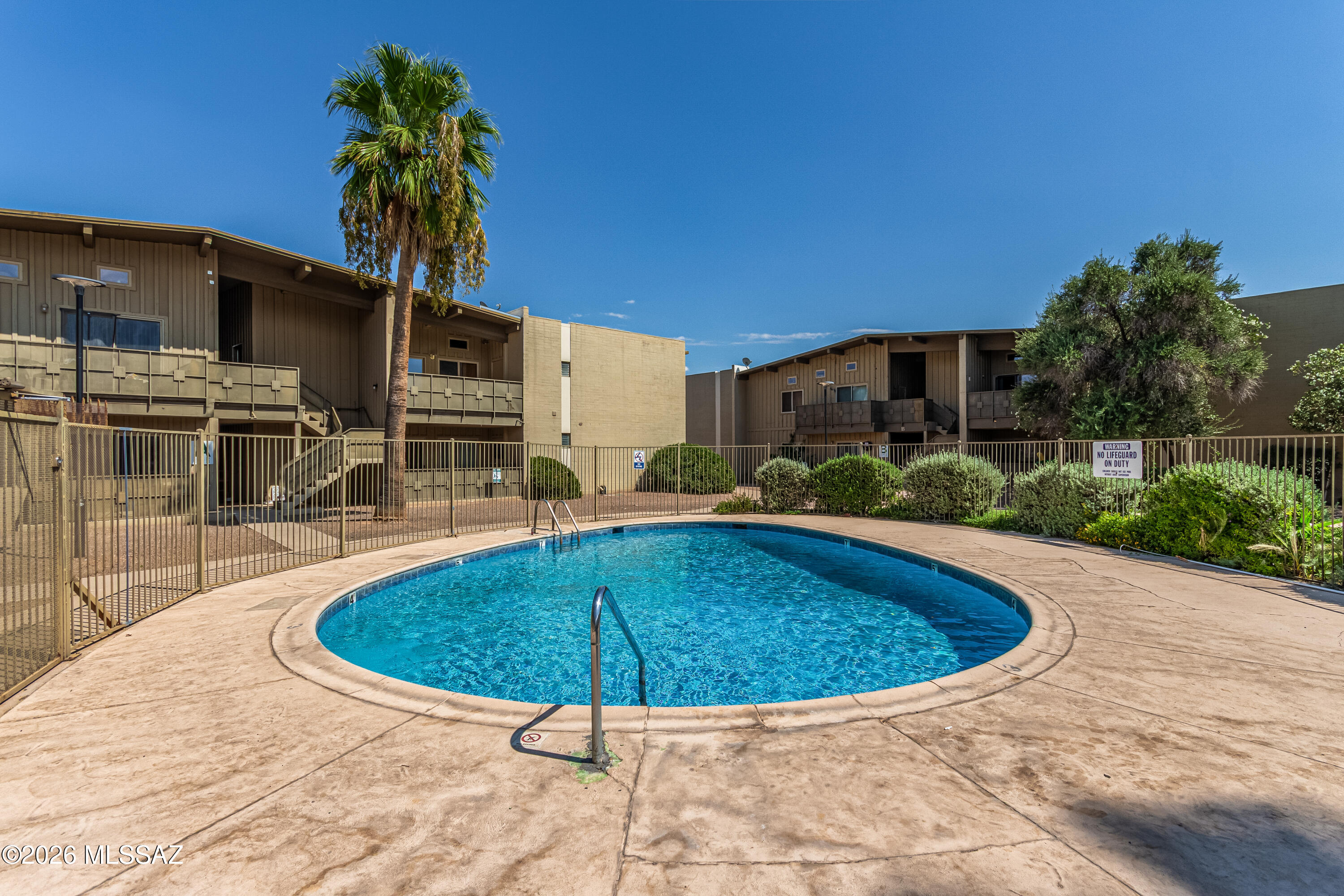 Royal Alvernon Condos. - Residential