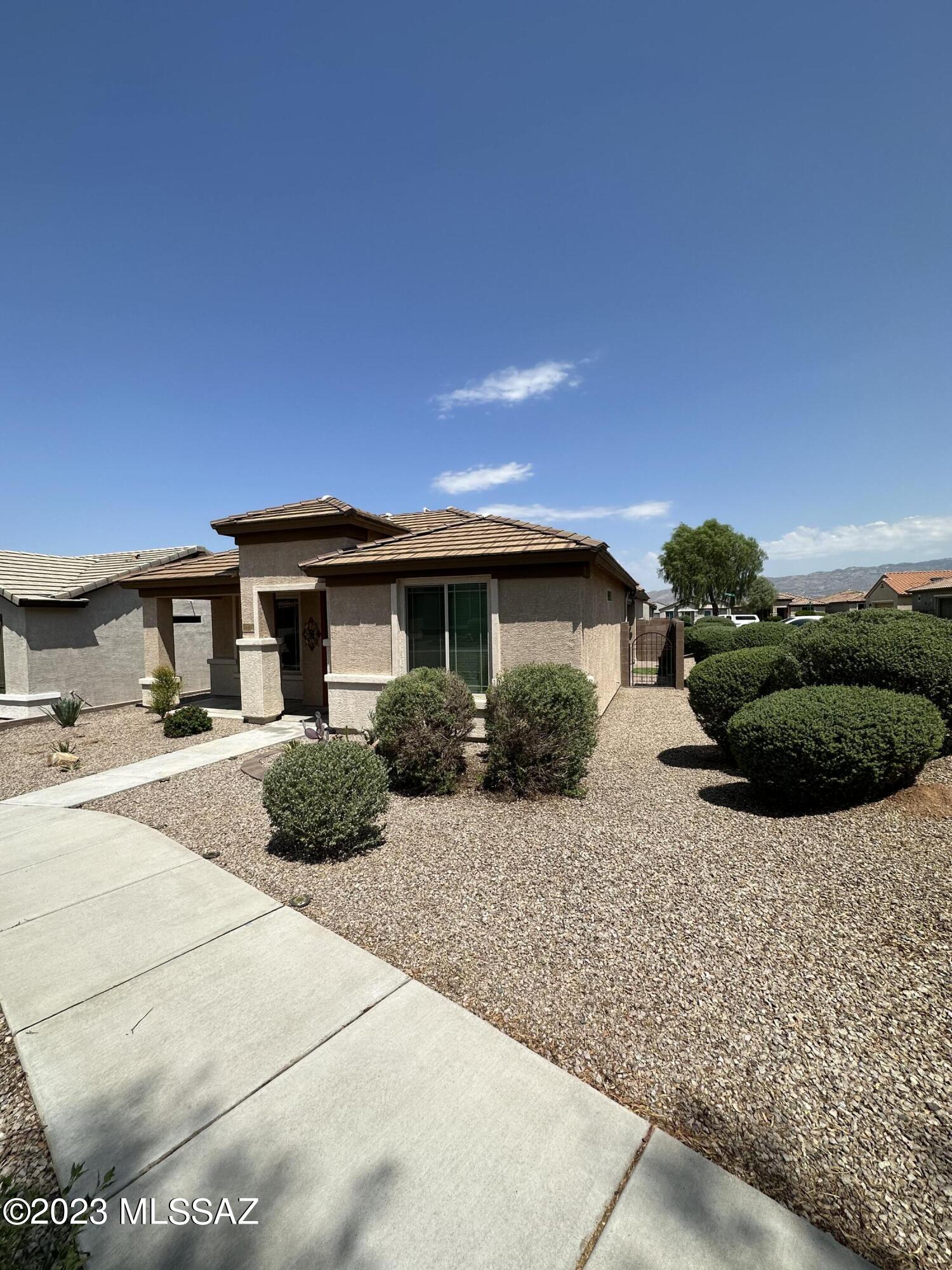 Del Webb at Rancho Del Lago Phase II SQ20112850077 - Residential Lease
