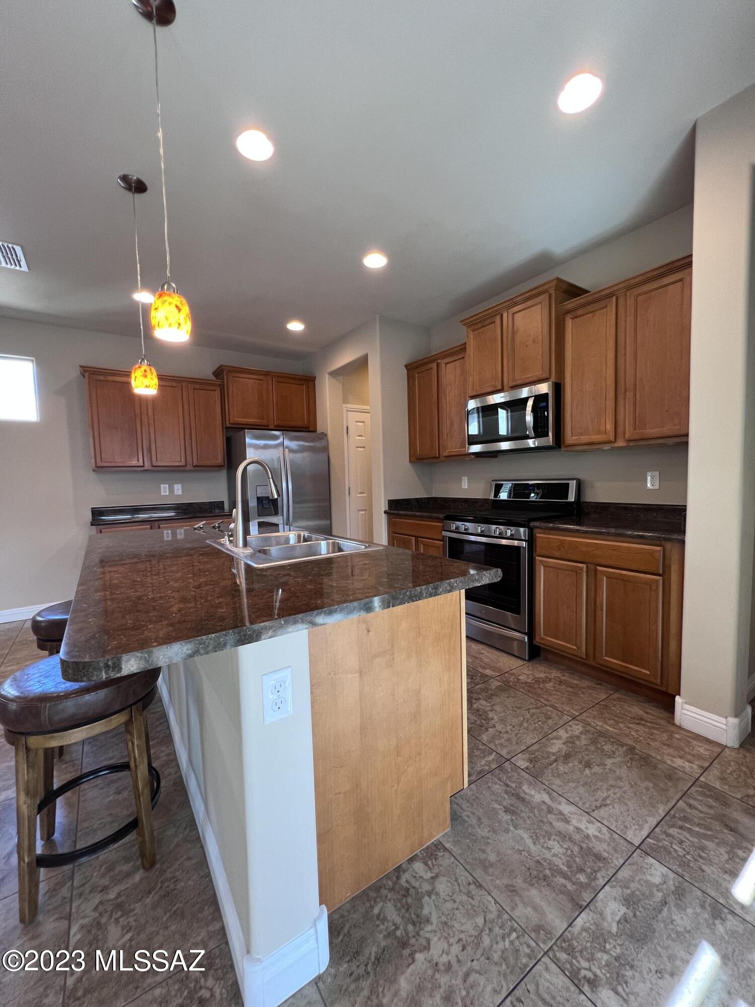 Del Webb at Rancho Del Lago Phase II SQ20112850077 - Residential Lease