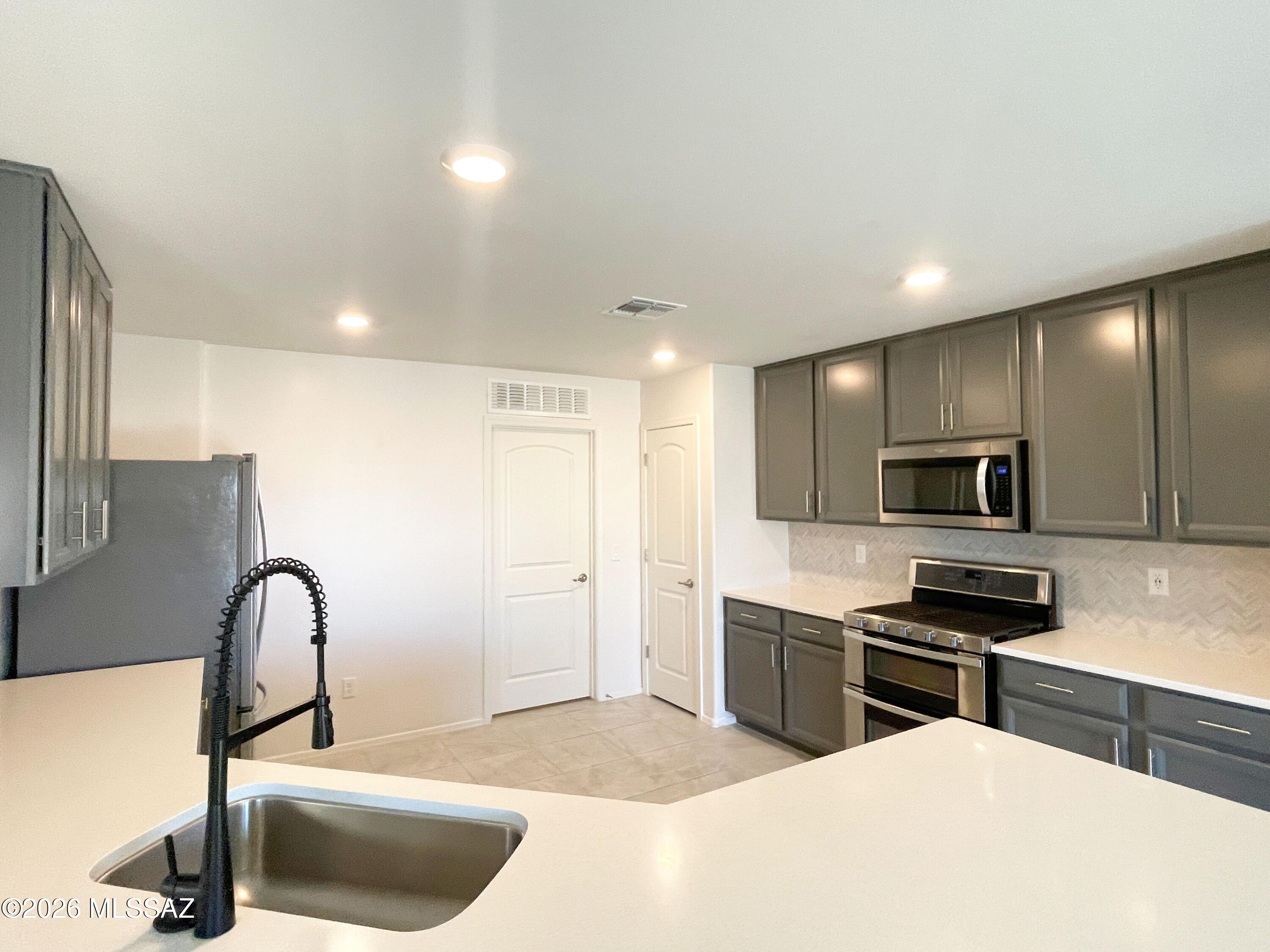 Rocking K South Neighborhood 1 Parcel D - Residential Lease