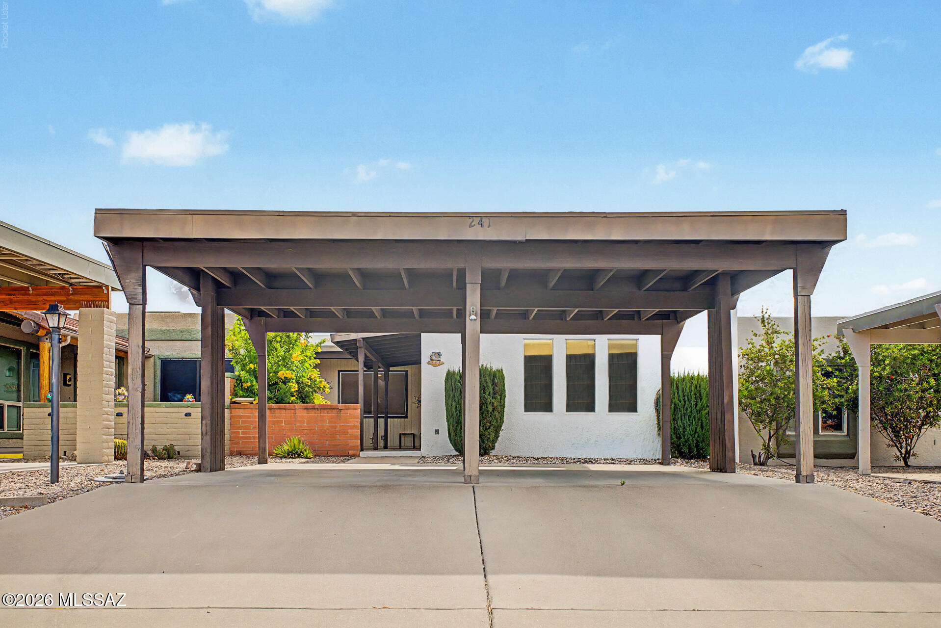 Green Valley Townhouses NO.7 - Residential