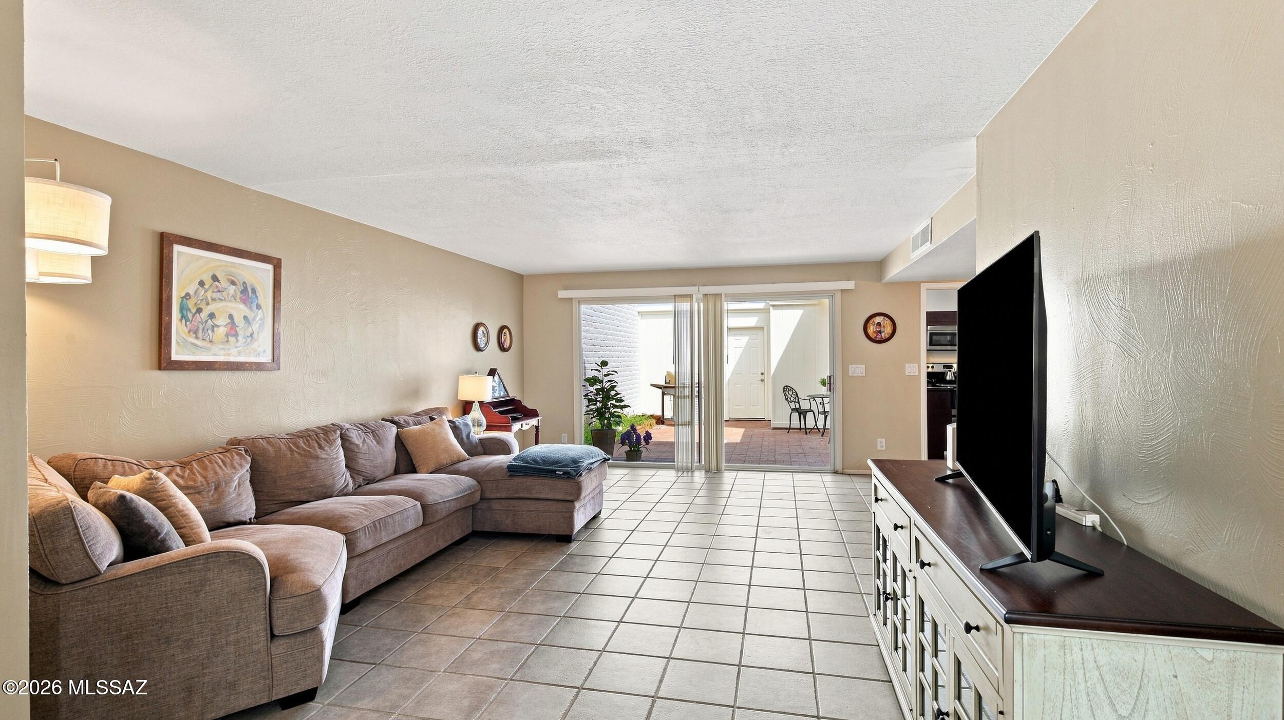 Rolling Hills Towne House - Residential