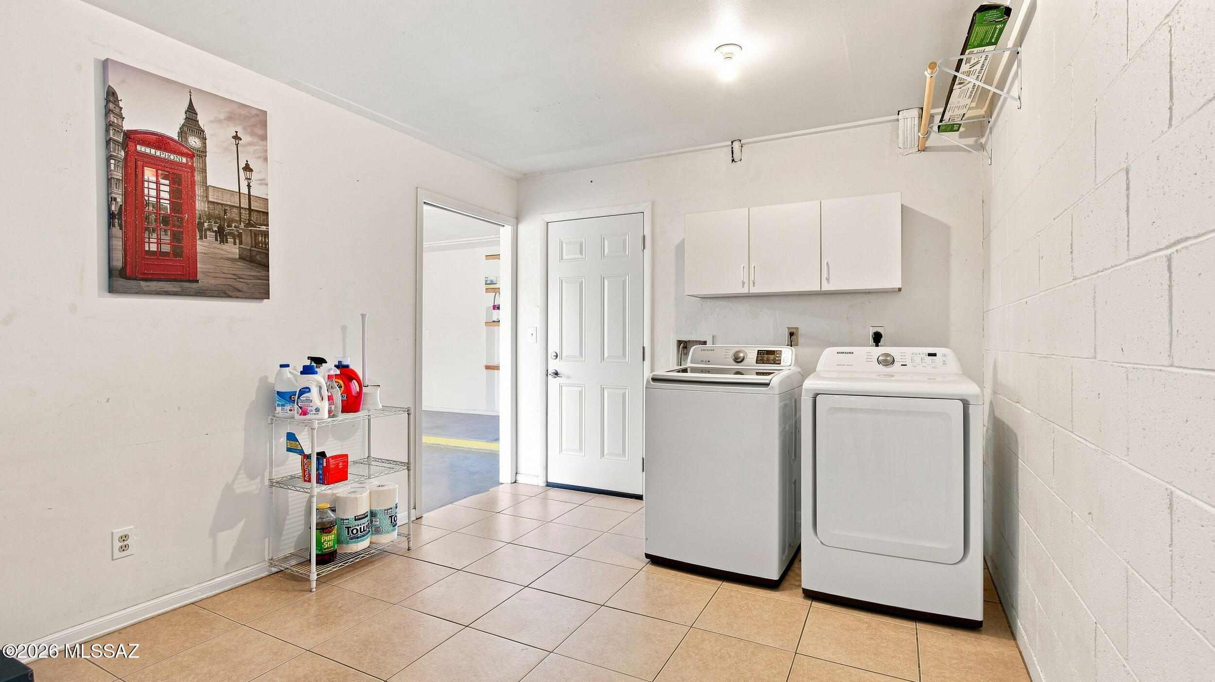 Rolling Hills Towne House - Residential