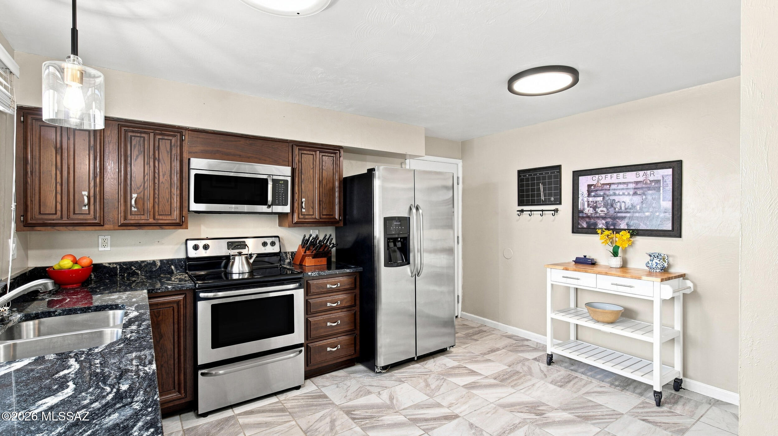 Rolling Hills Towne House - Residential