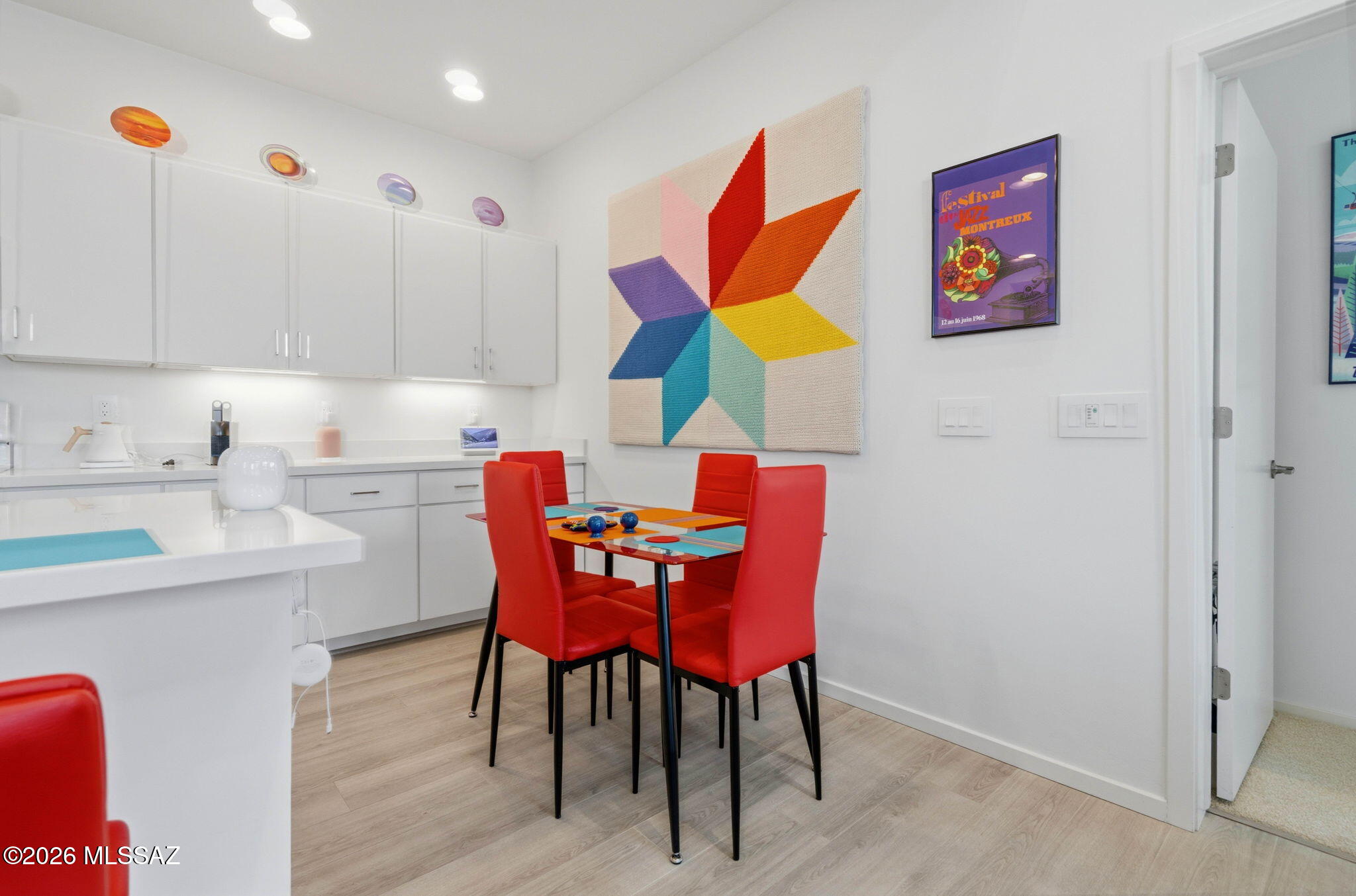 Camino Modern - Residential