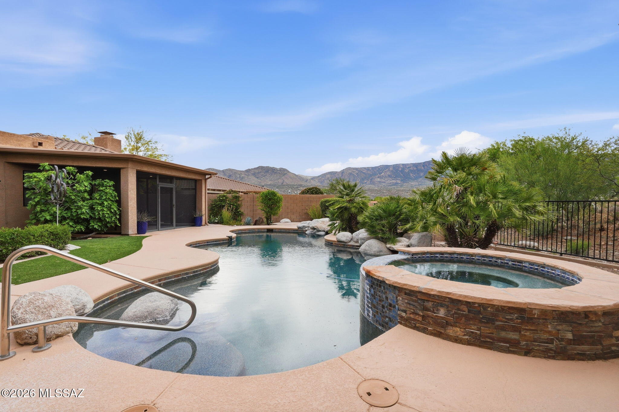 Saddlebrooke - Residential