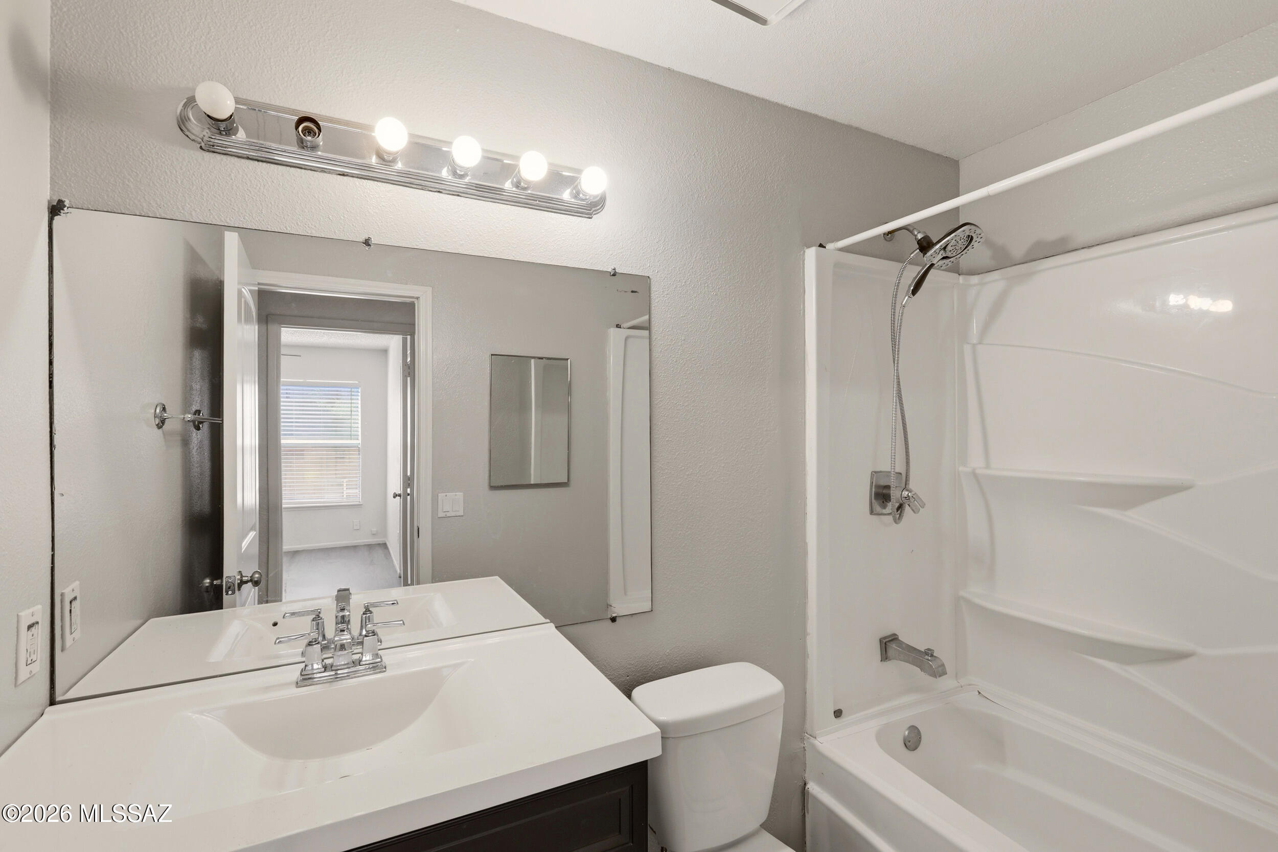 Mission West (1-370) - Residential